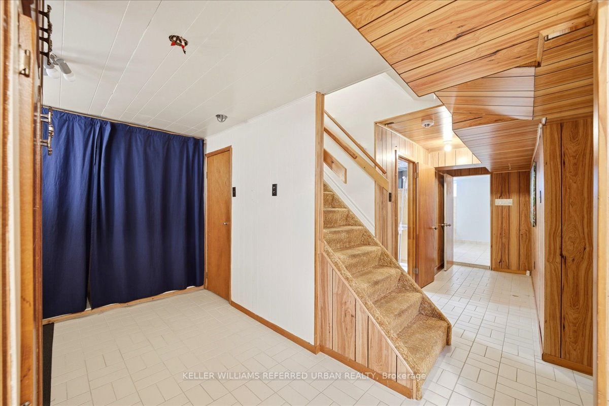 241 Churchill Avenue Property Photo 28
