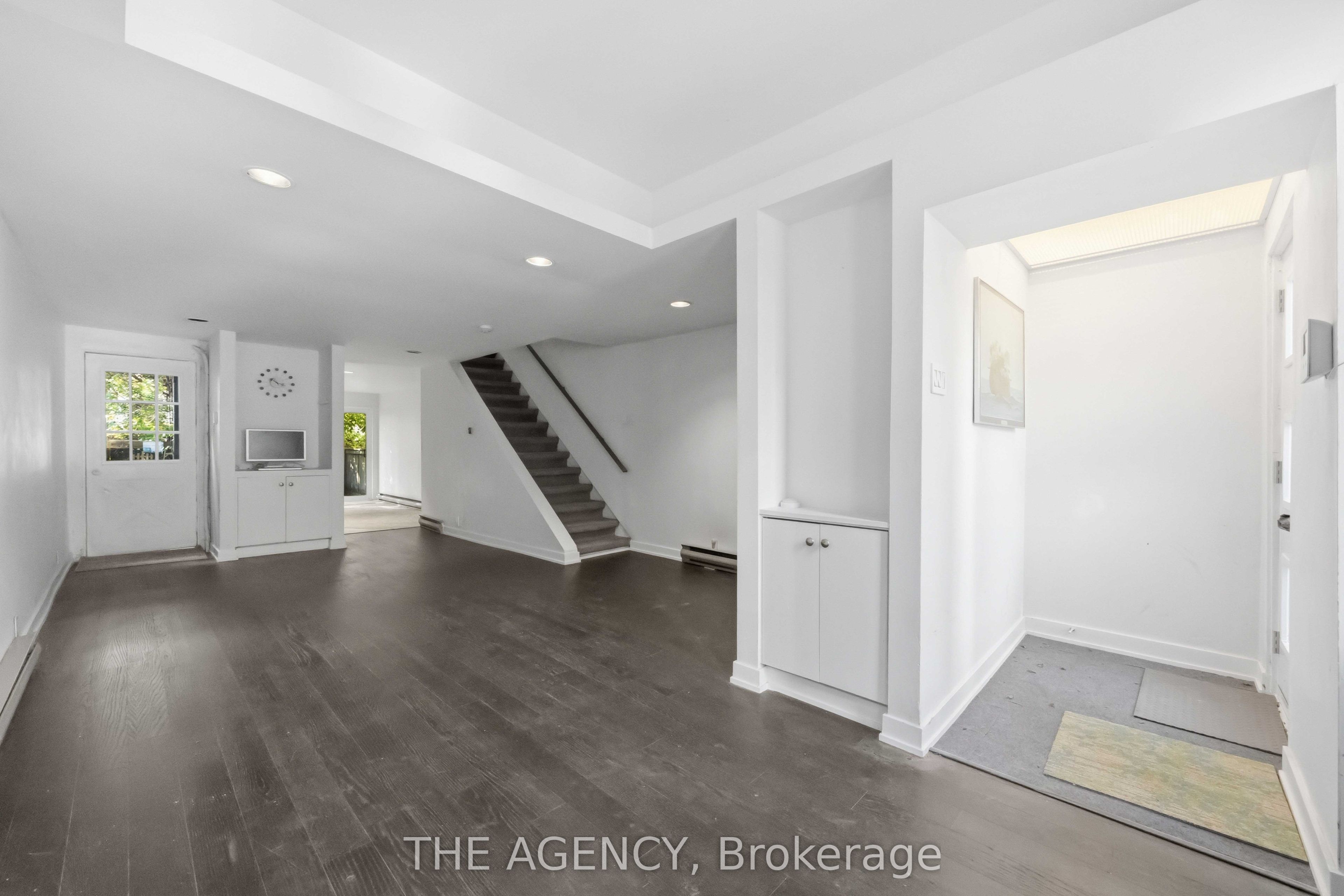 87 Niagara Street Property Photo 3