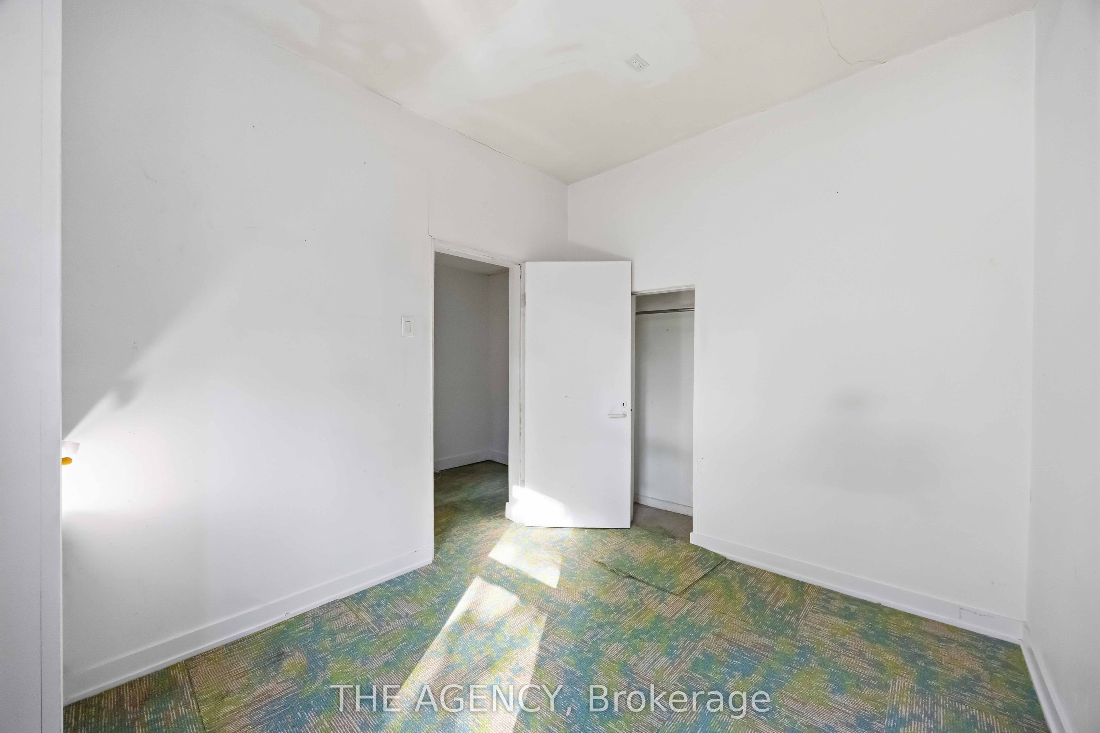 87 Niagara Street Property Photo 9