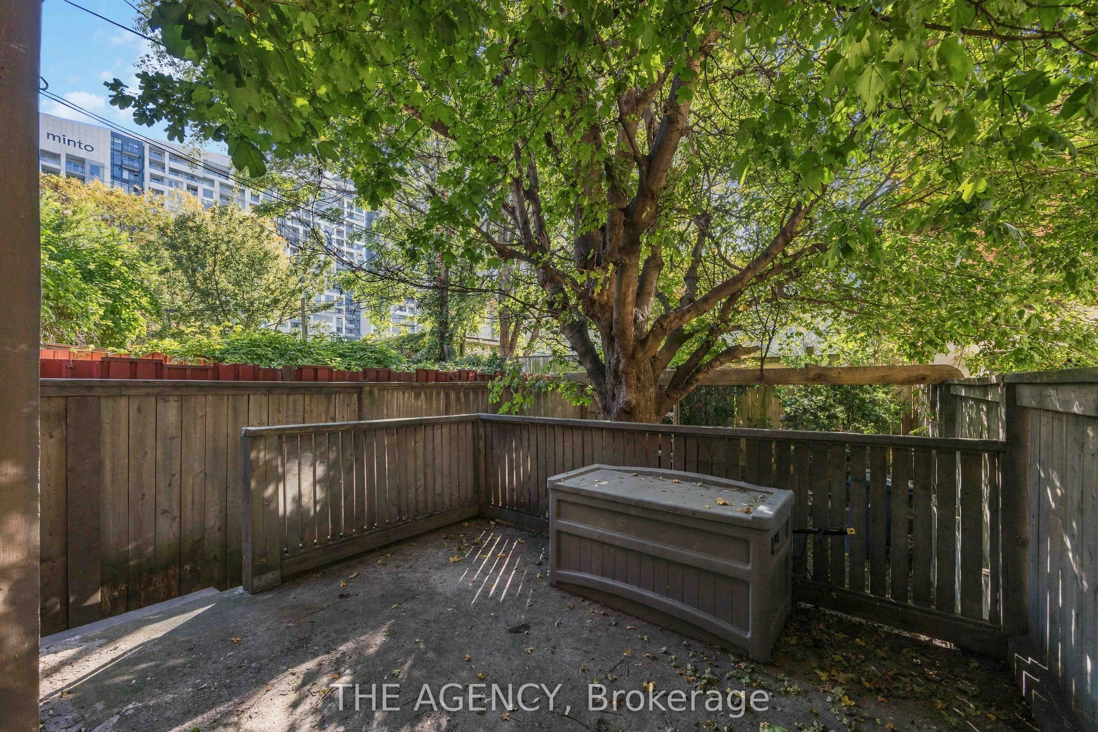 87 Niagara Street Property Photo 31