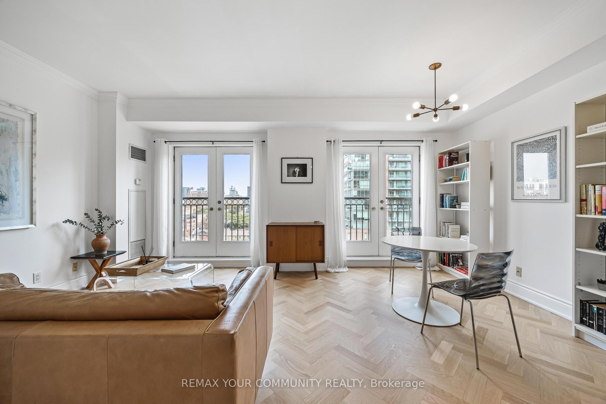 120 Lombard Street 901 Property Photo 10