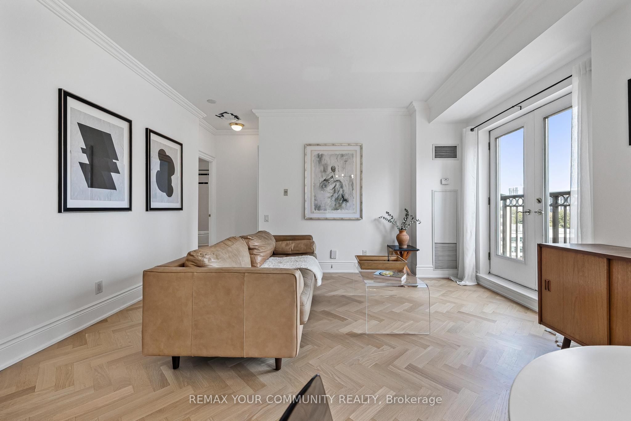 120 Lombard Street 901 Property Photo 11