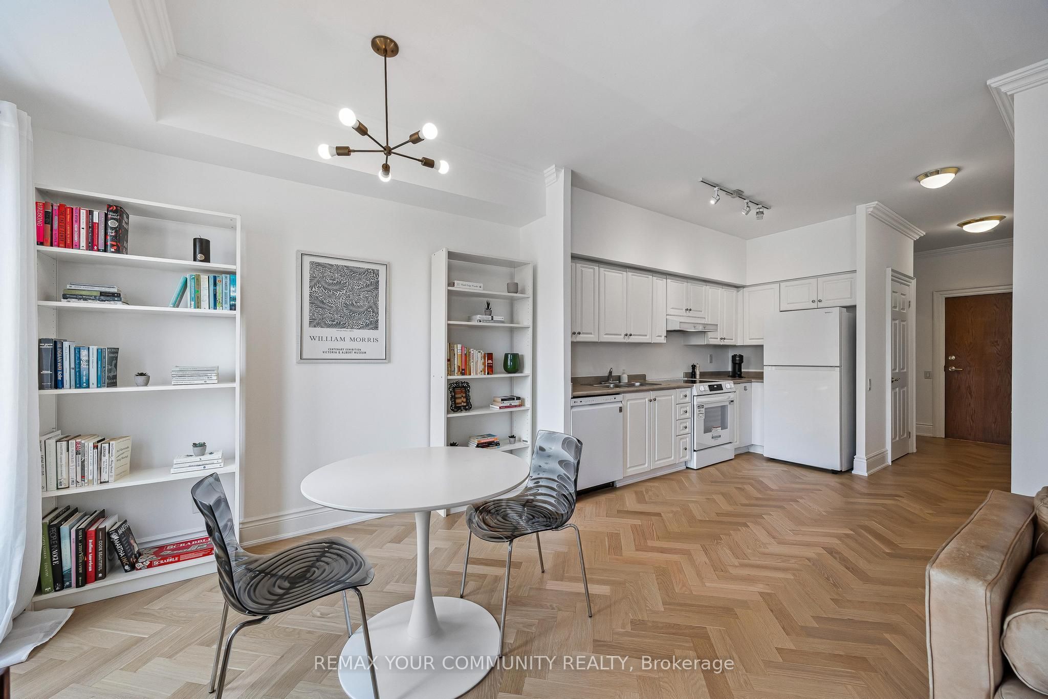 120 Lombard Street 901 Property Photo 15
