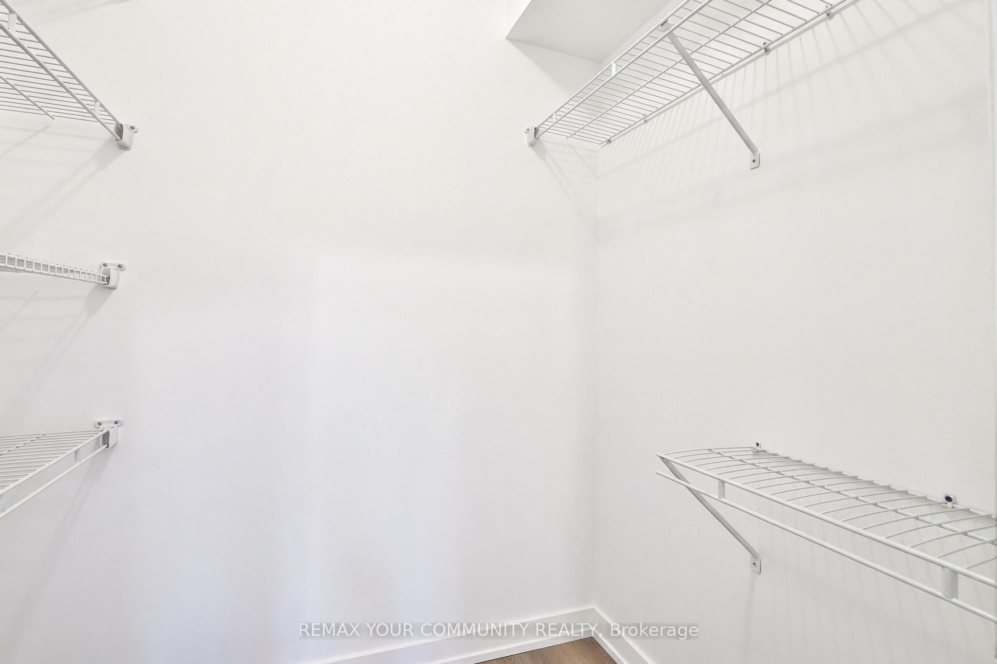120 Lombard Street 901 Property Photo 25