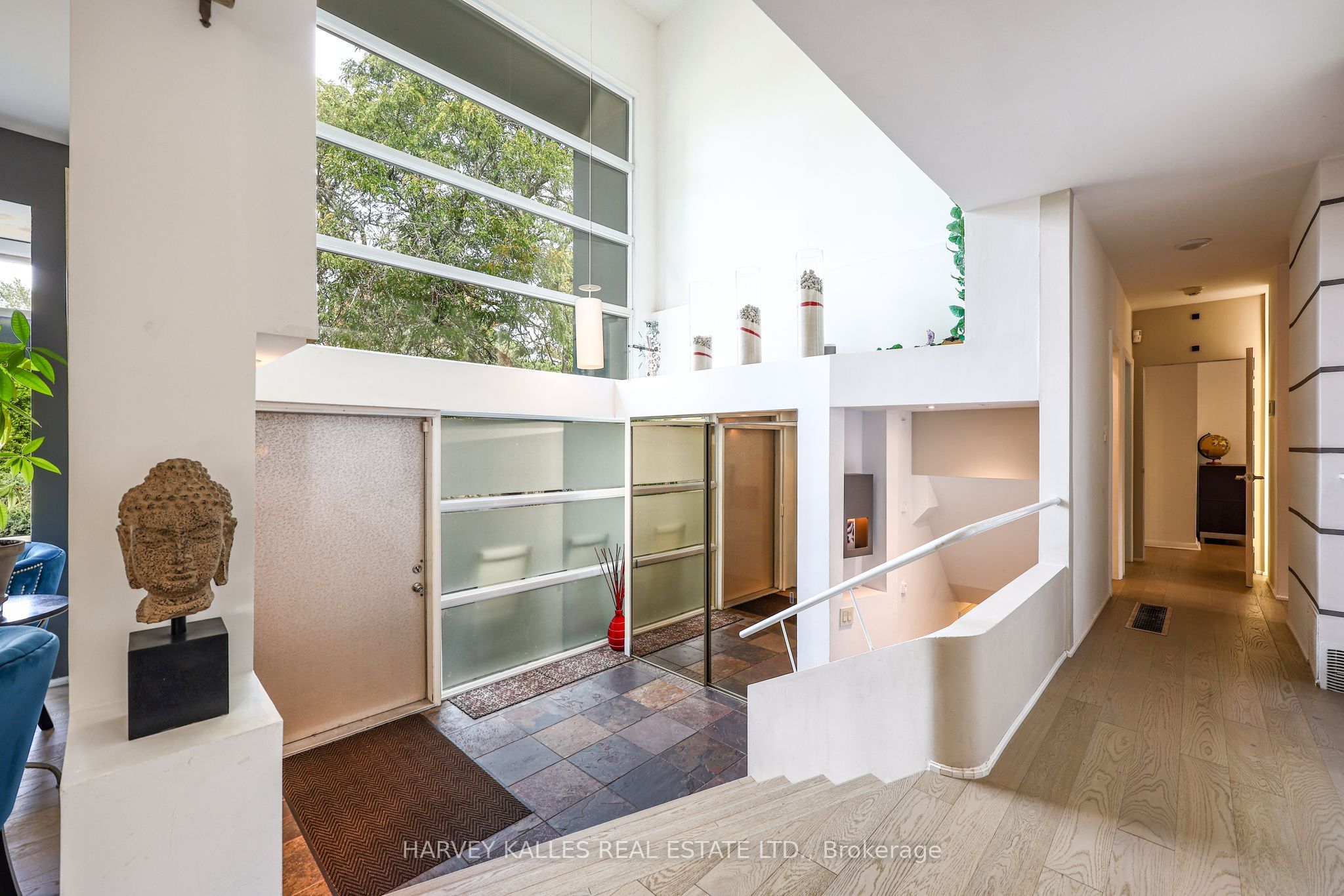 90 Berkinshaw Crescent Property Photo 7
