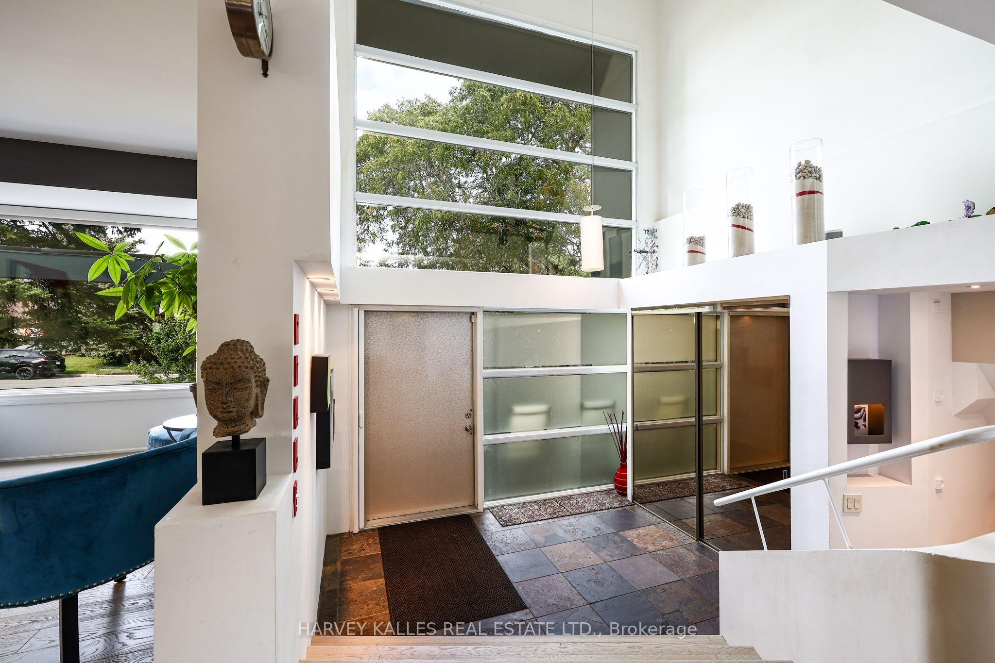 90 Berkinshaw Crescent Property Photo 9