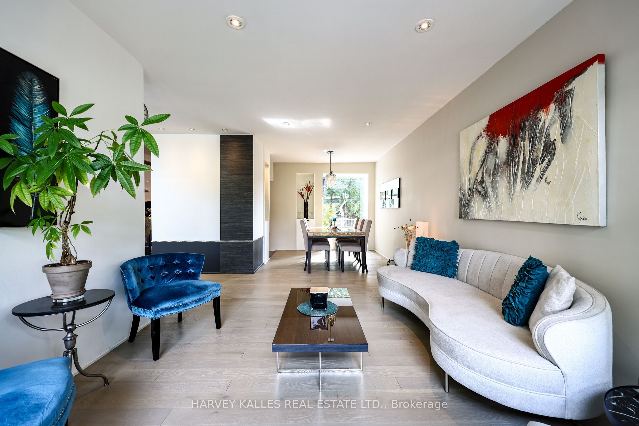 90 Berkinshaw Crescent Property Photo 11