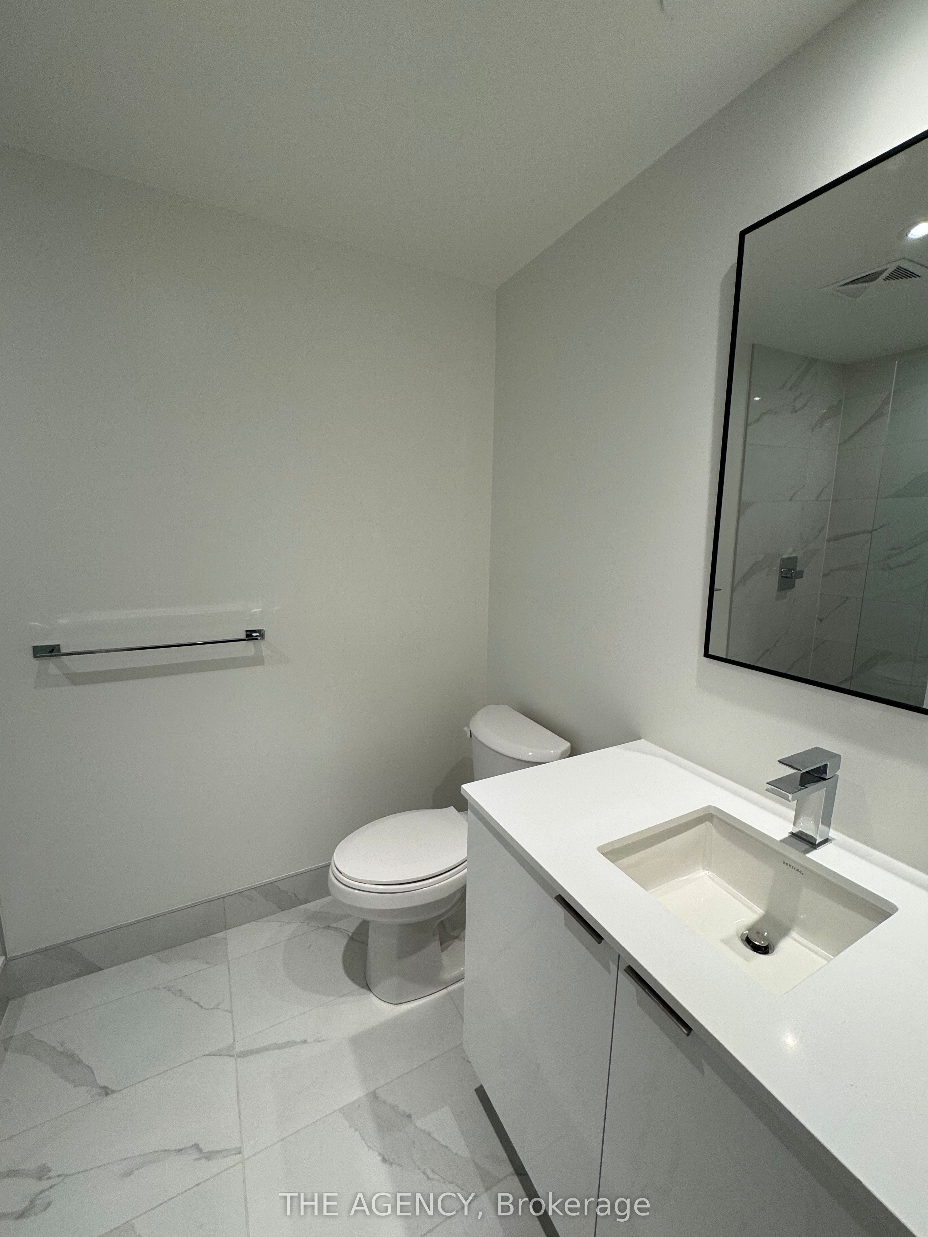 863 St Clair Avenue W 606 Property Photo 7