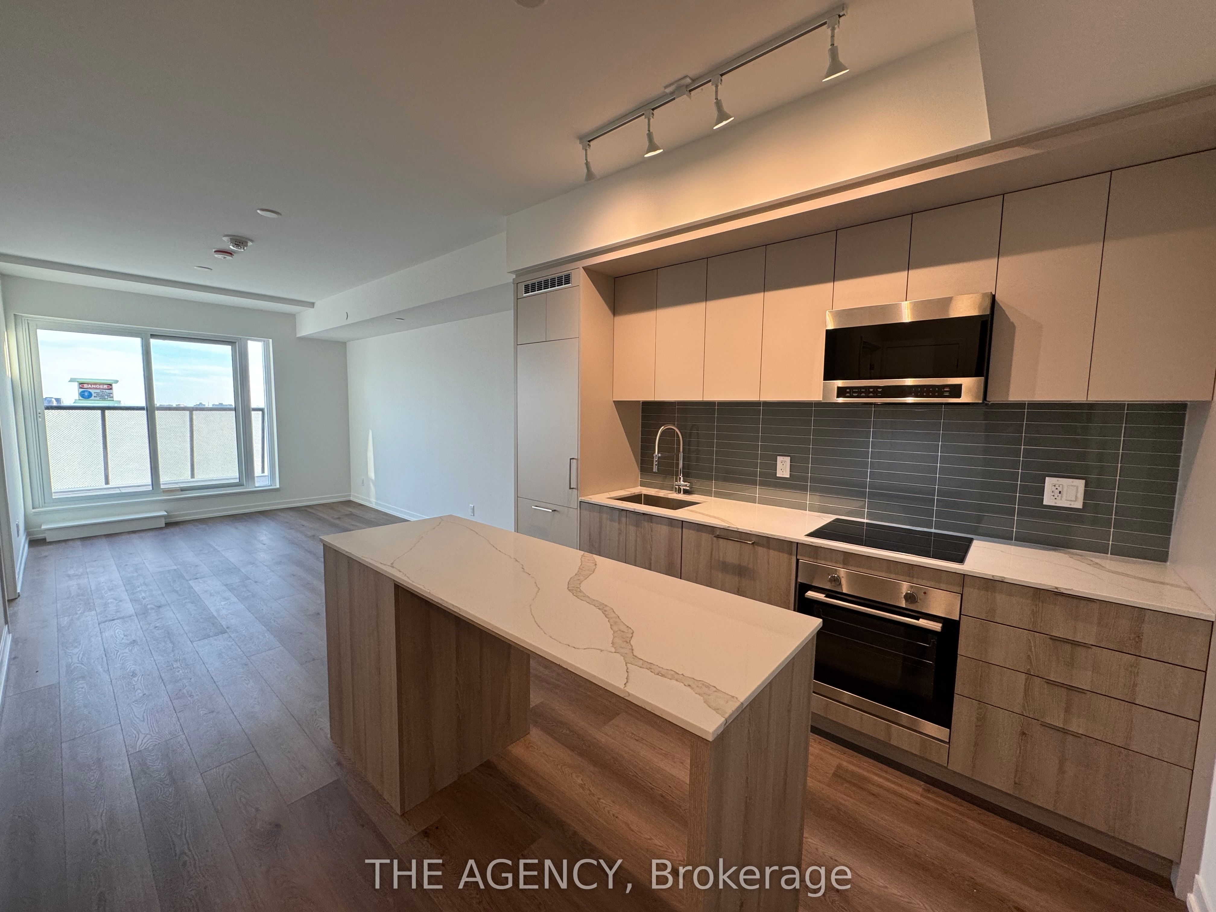 863 St Clair Avenue W 606 Property Photo 10