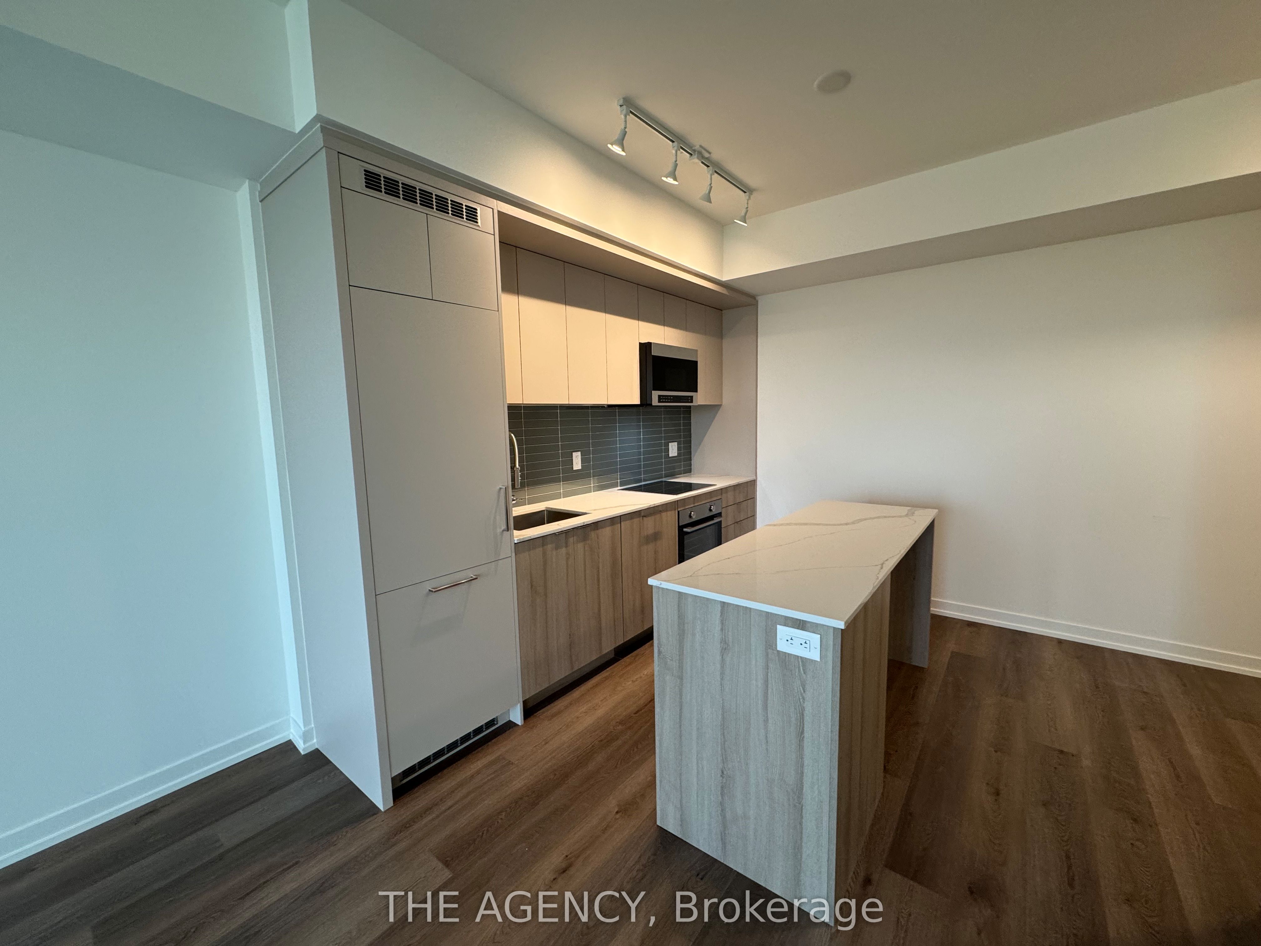 863 St Clair Avenue W 606 Property Photo 13