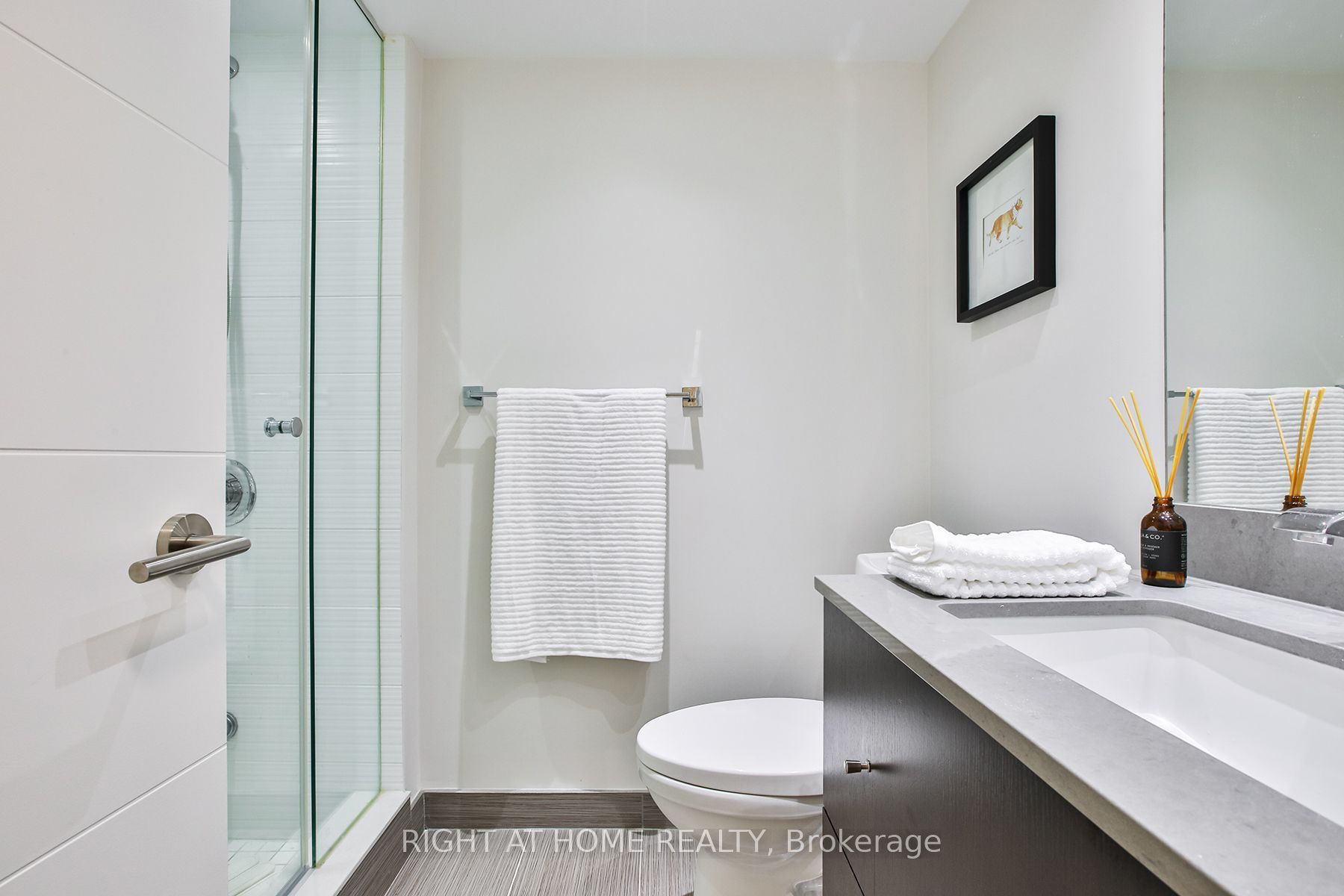 525 Adelaide Street W 1623 Property Photo 22