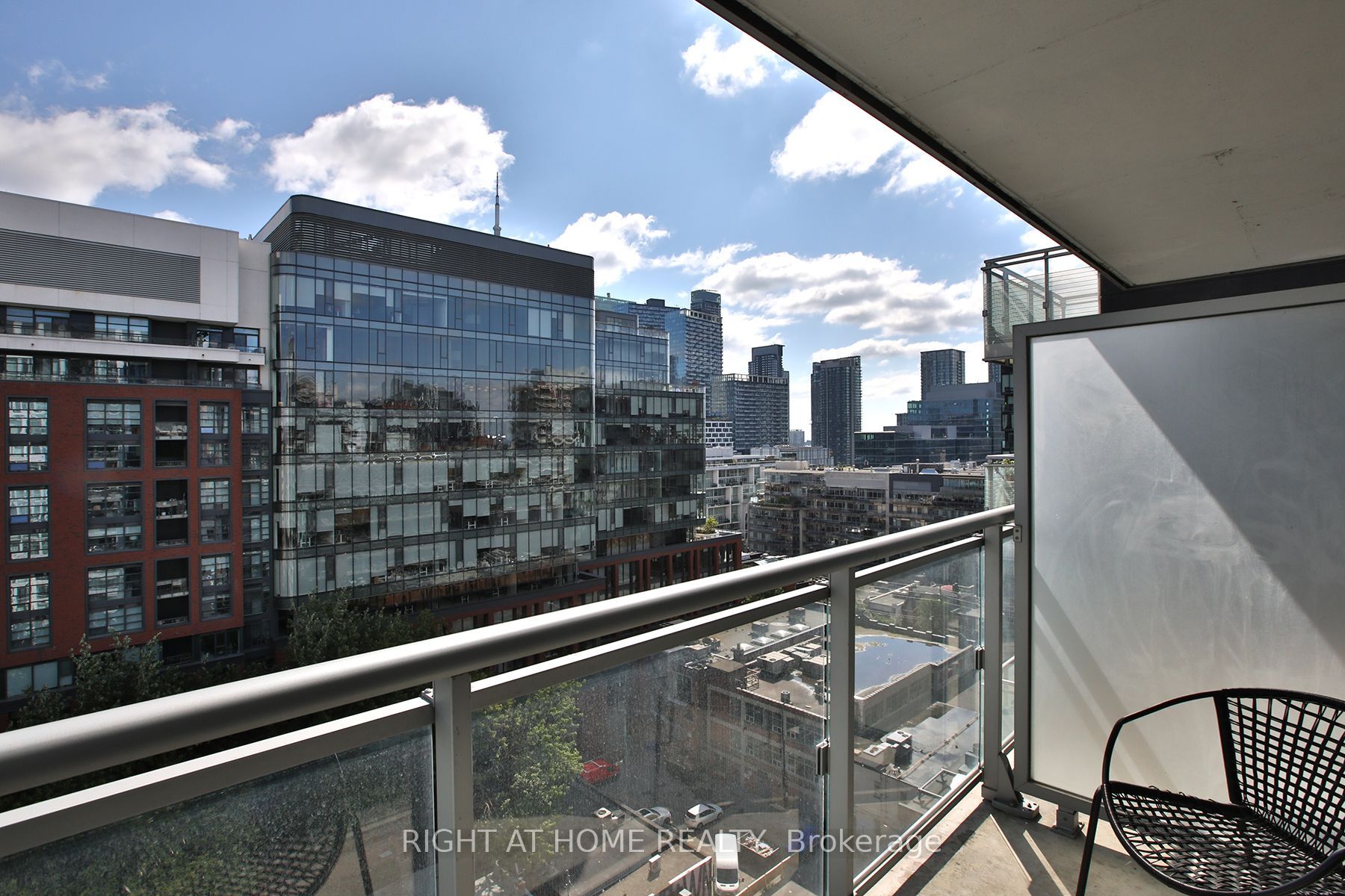 525 Adelaide Street W 1623 Property Photo 26