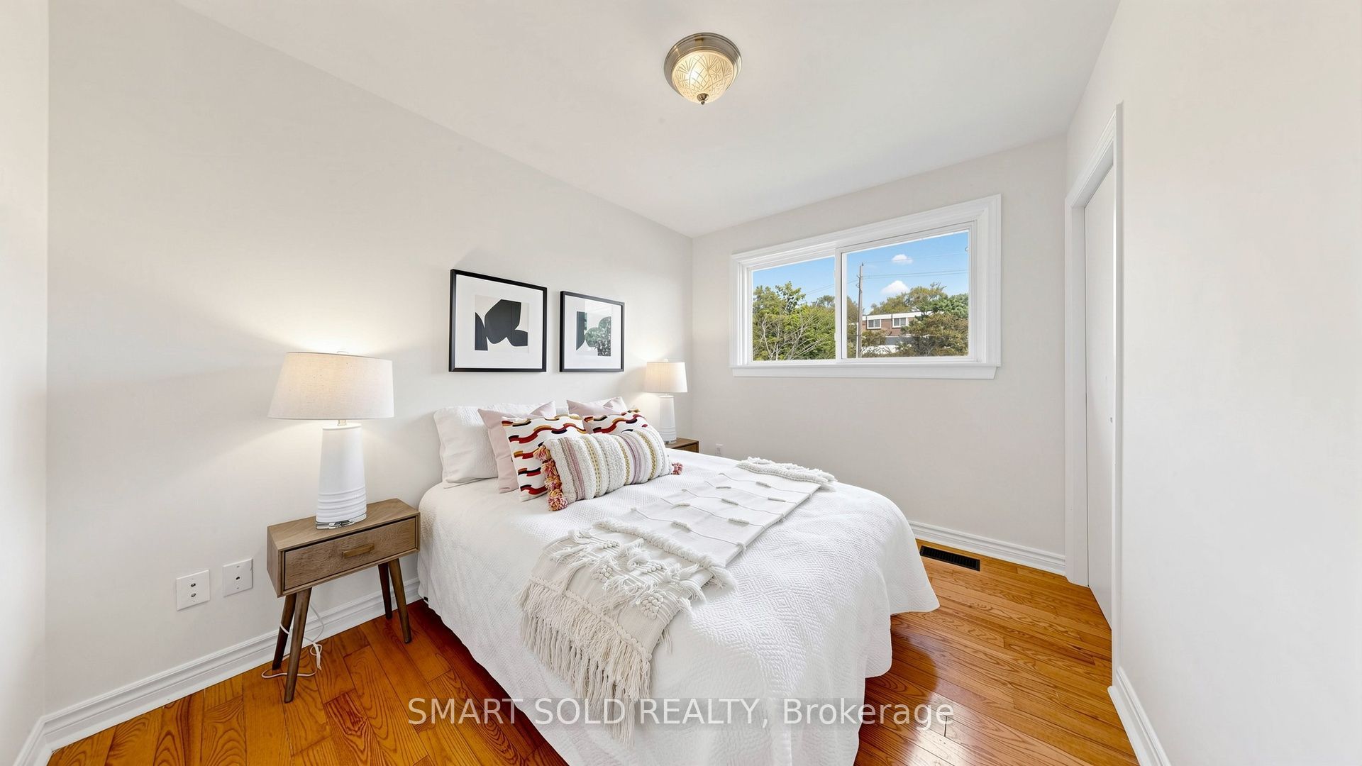 210 Shaughnessy Boulevard Property Photo 12