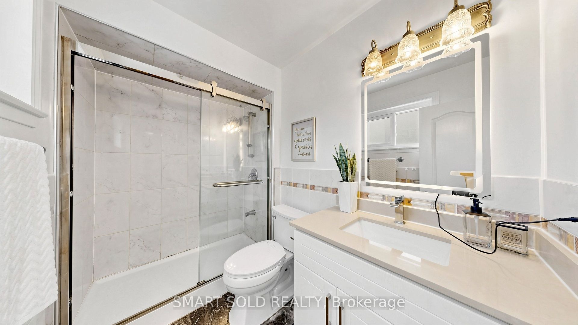 210 Shaughnessy Boulevard Property Photo 15