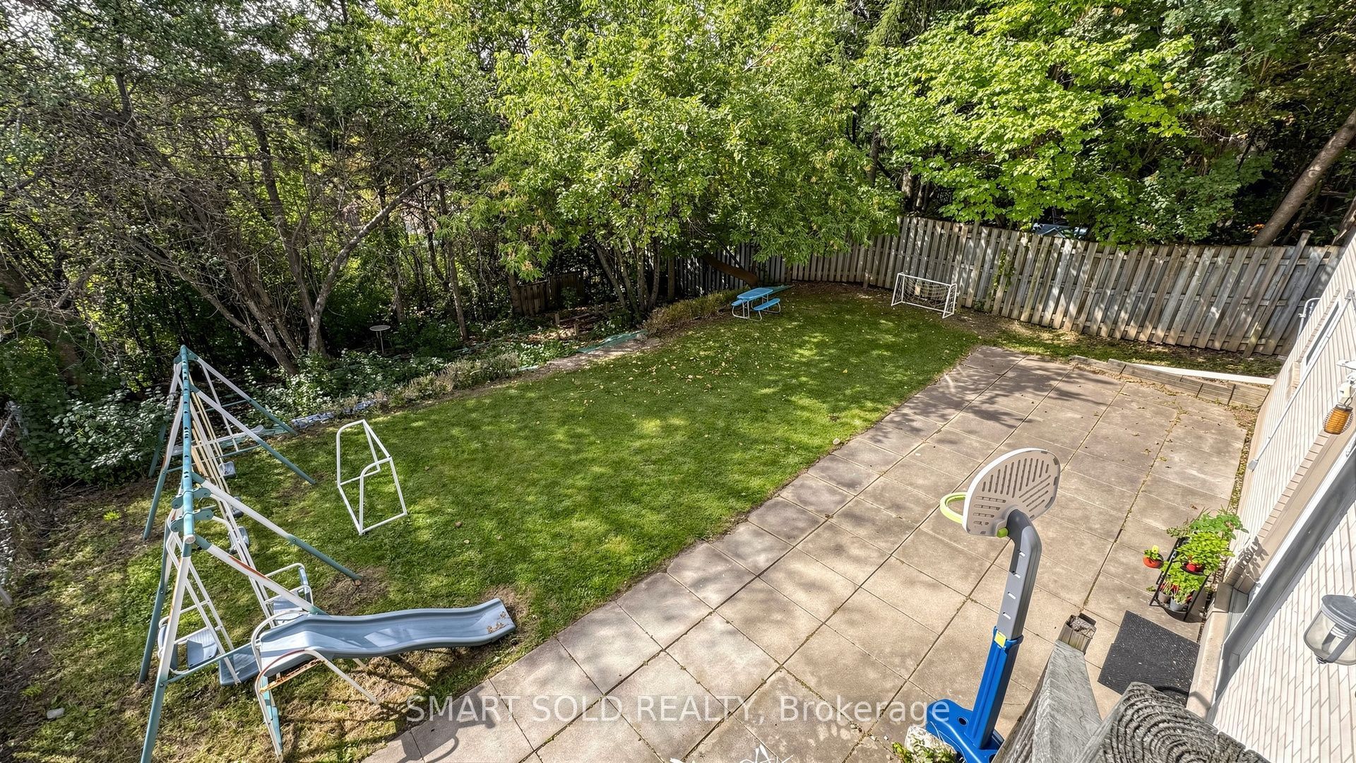 210 Shaughnessy Boulevard Property Photo 25