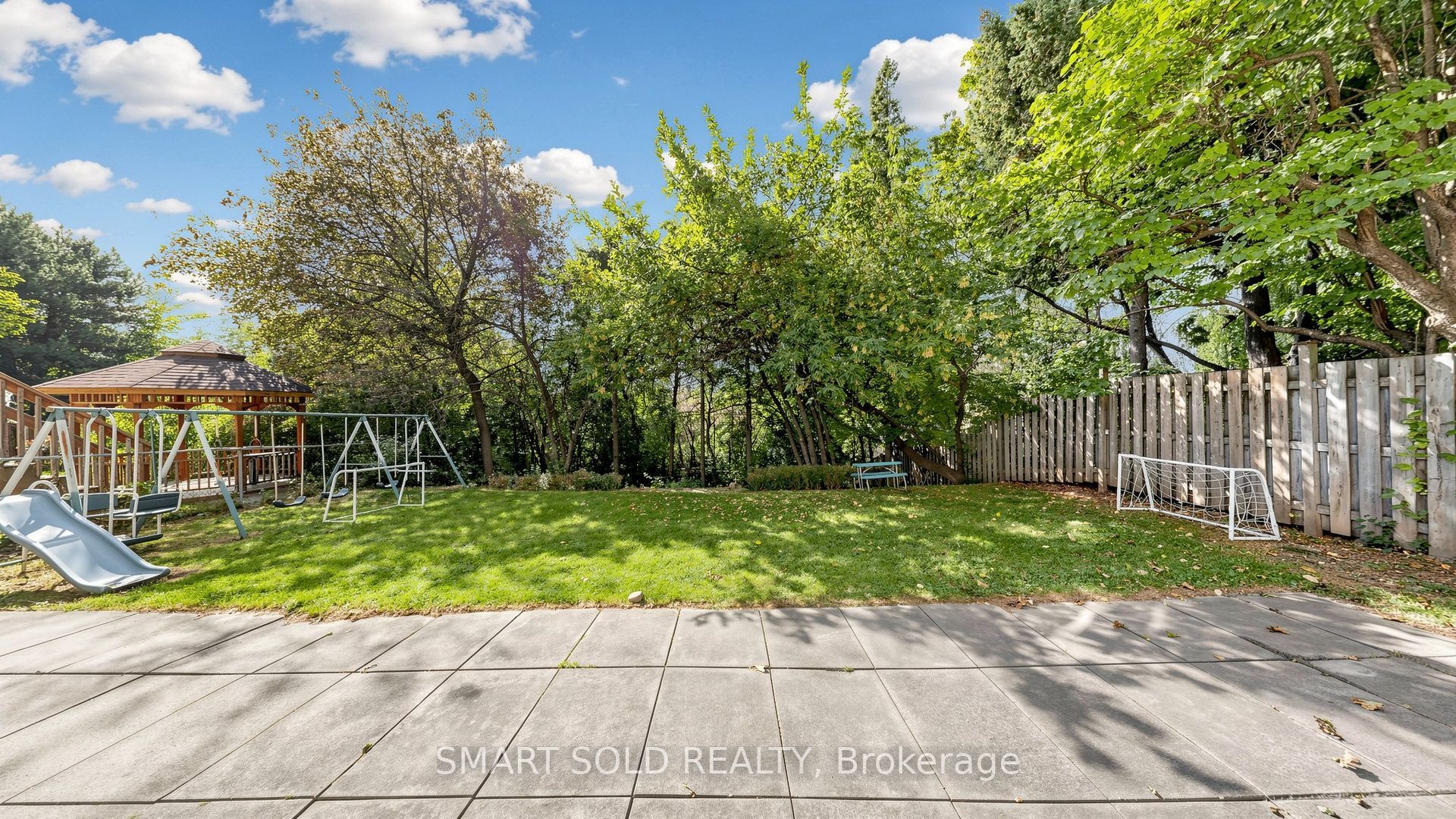 210 Shaughnessy Boulevard Property Photo 26