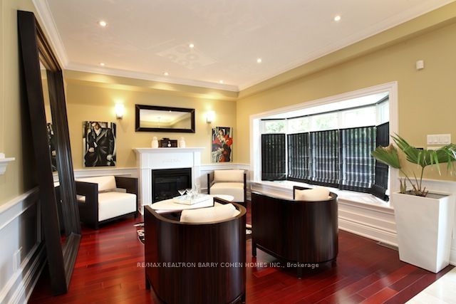 102 York Mills Road Property Photo 3