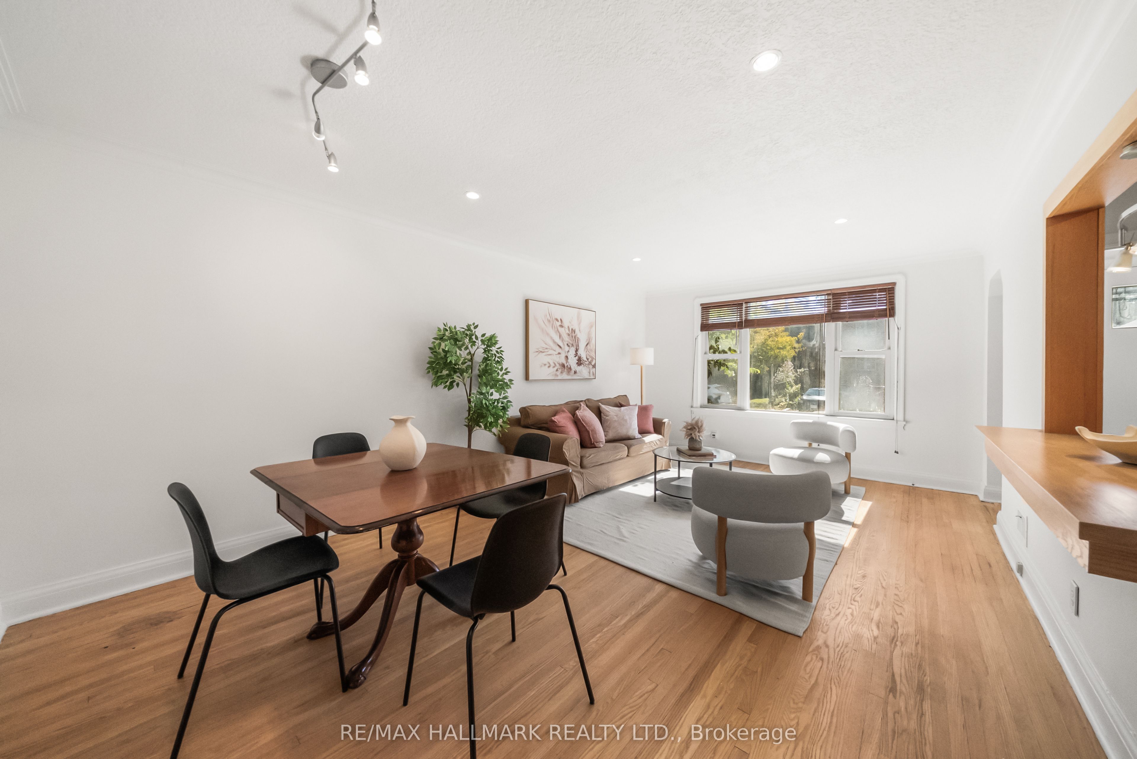 50 Connaught Avenue Property Photo 2