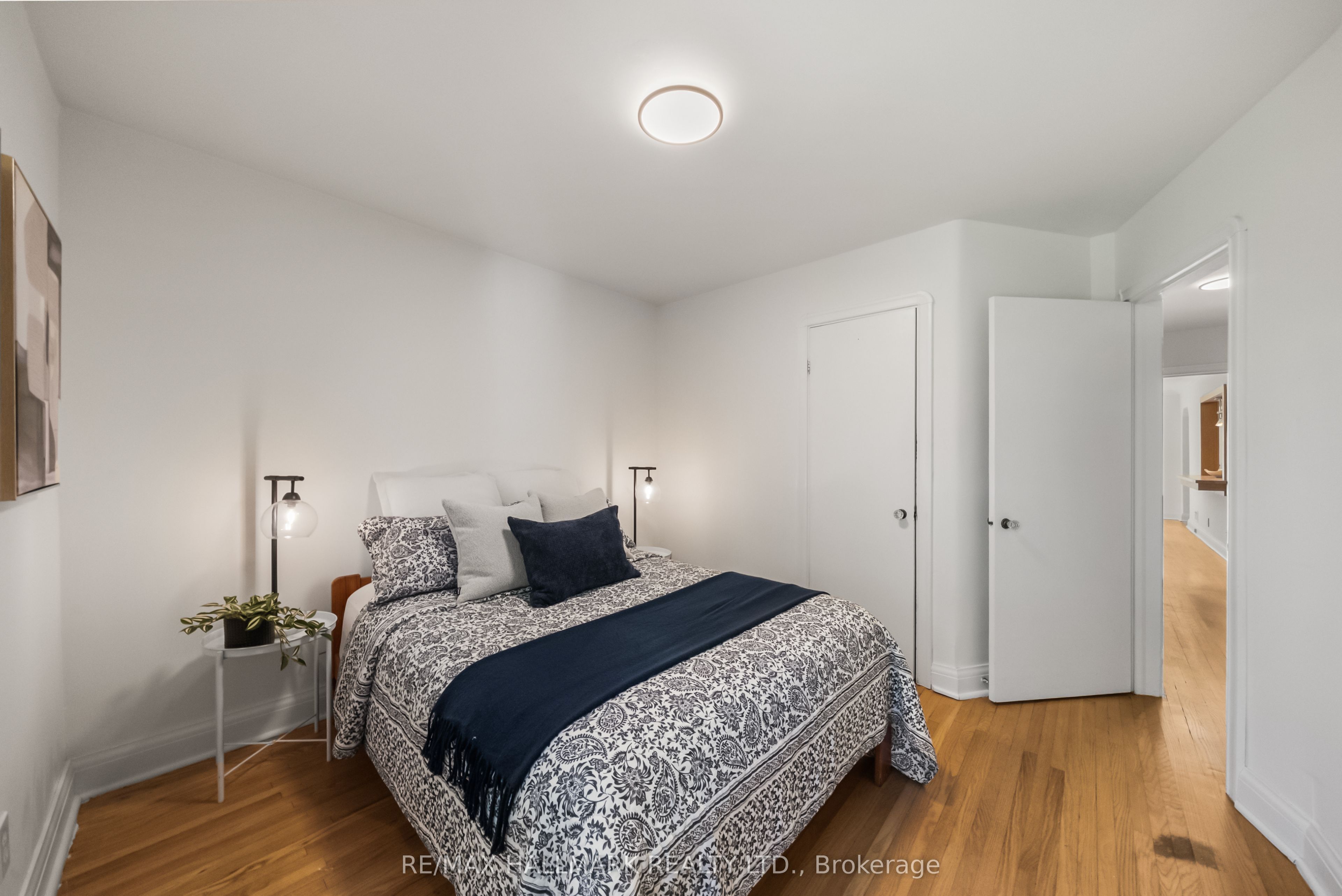 50 Connaught Avenue Property Photo 13