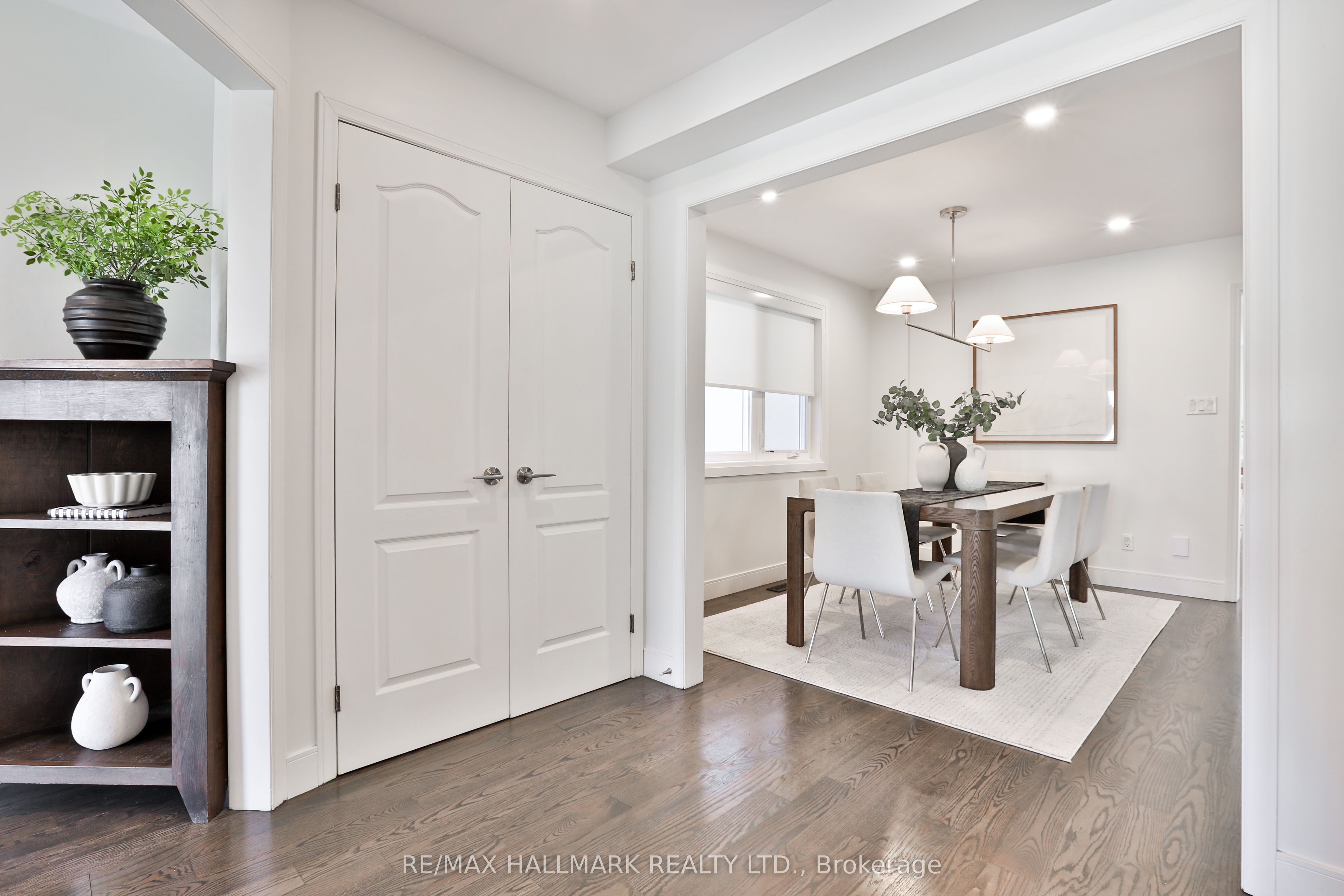 163 Roe Avenue Property Photo 4