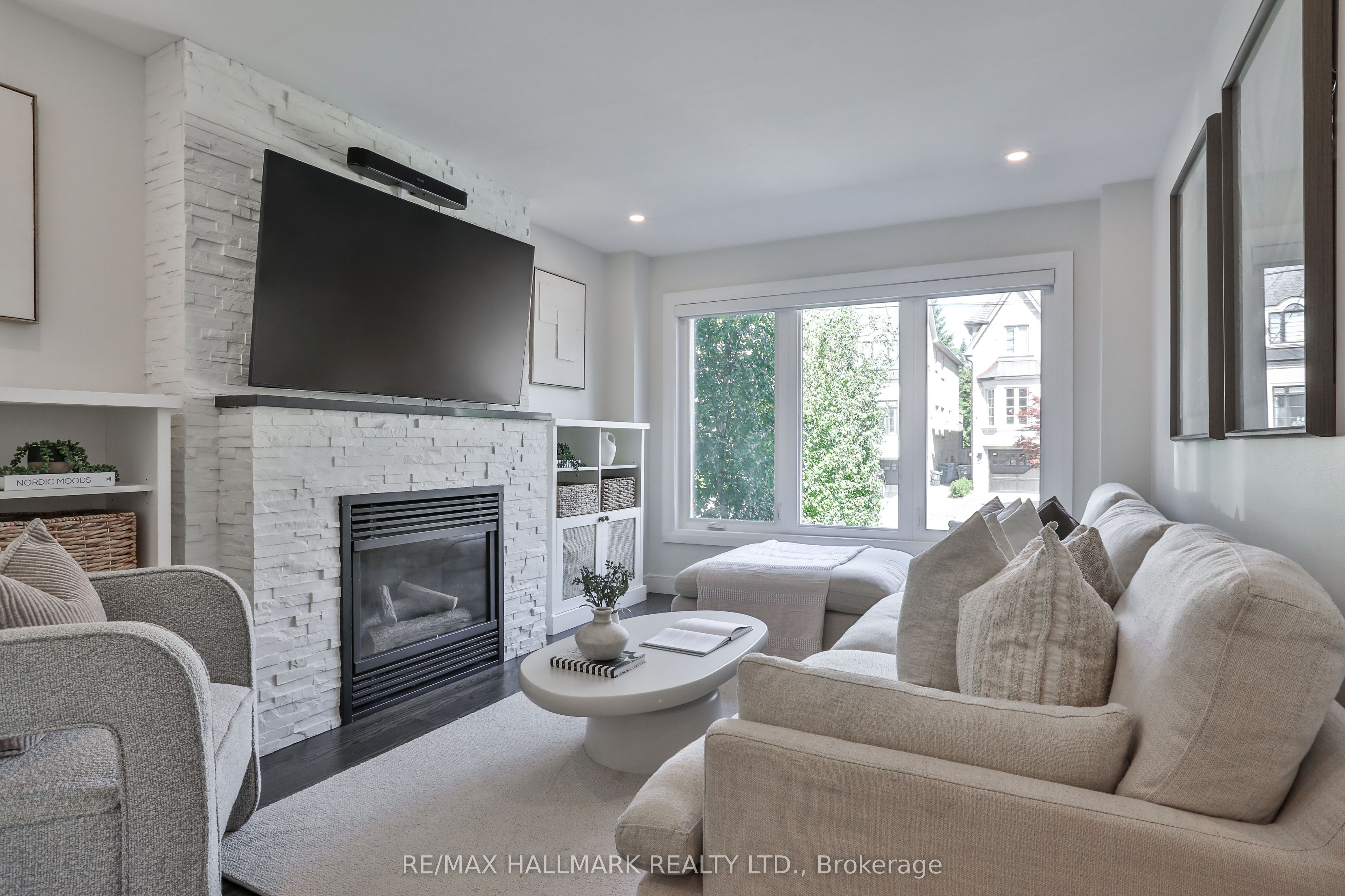 163 Roe Avenue Property Photo 6