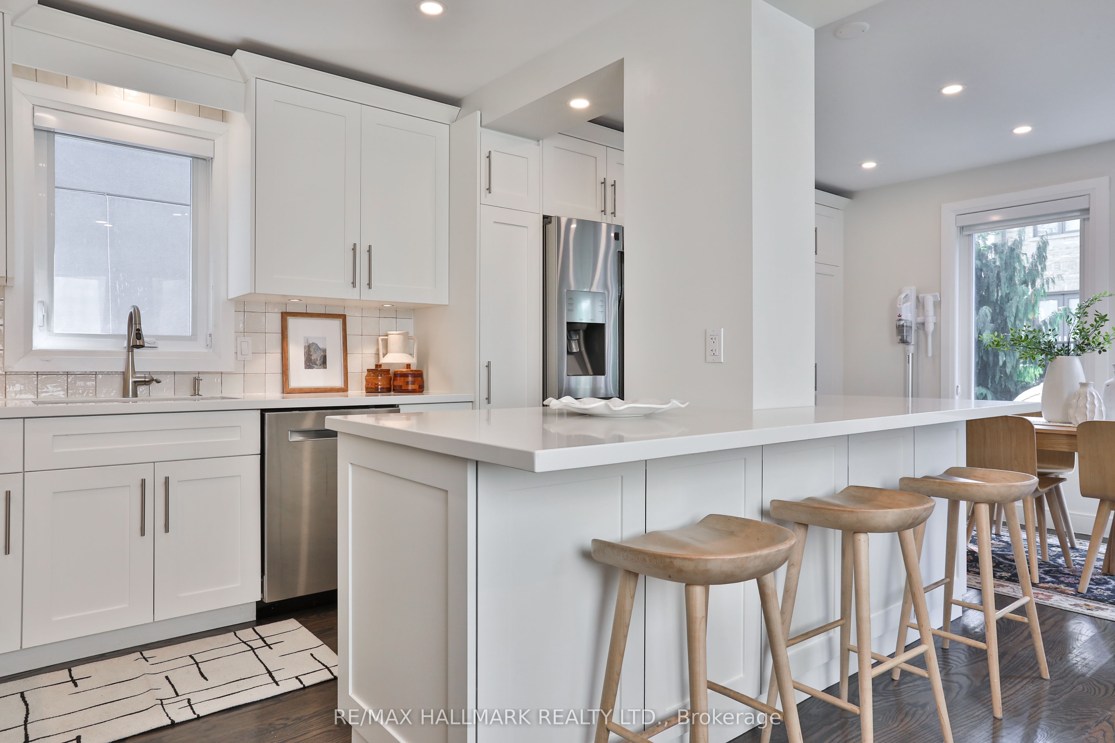 163 Roe Avenue Property Photo 13