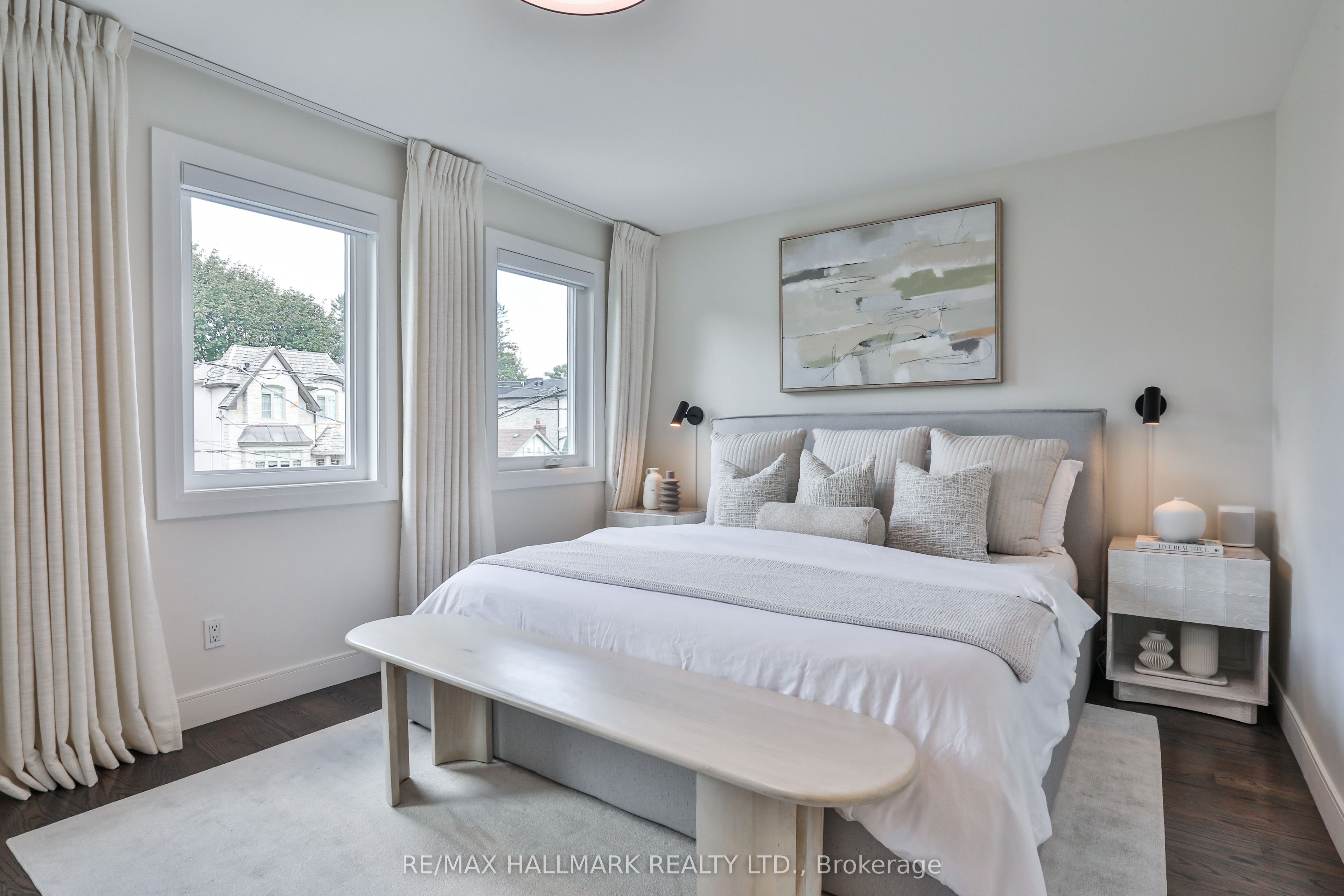 163 Roe Avenue Property Photo 21