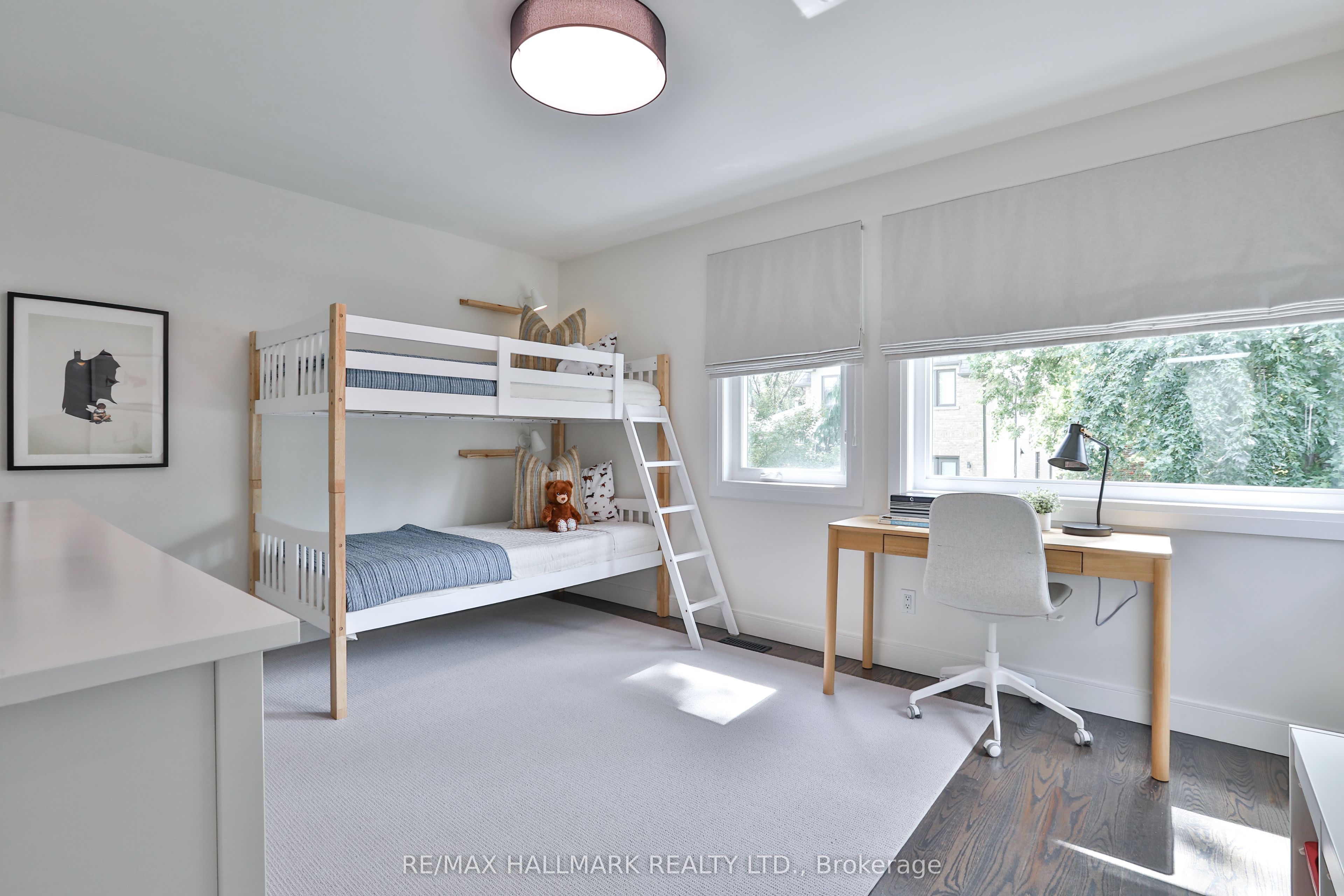 163 Roe Avenue Property Photo 28