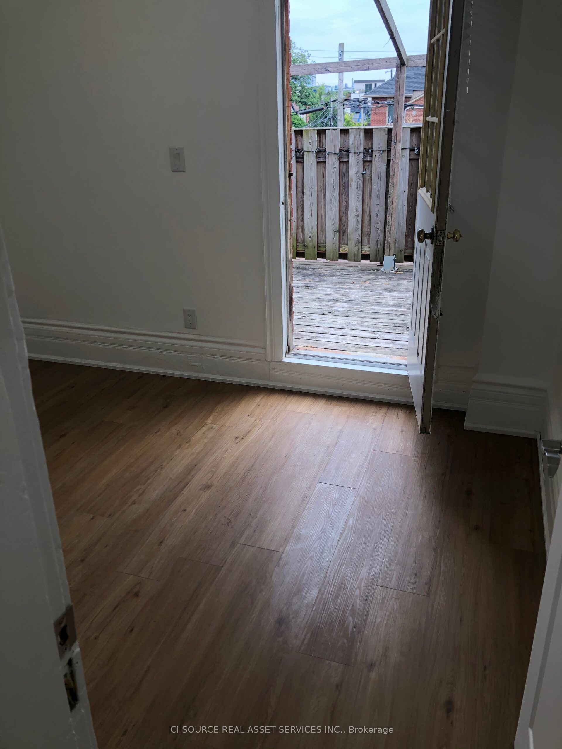 198 Shaw Street 2 Property Photo 8