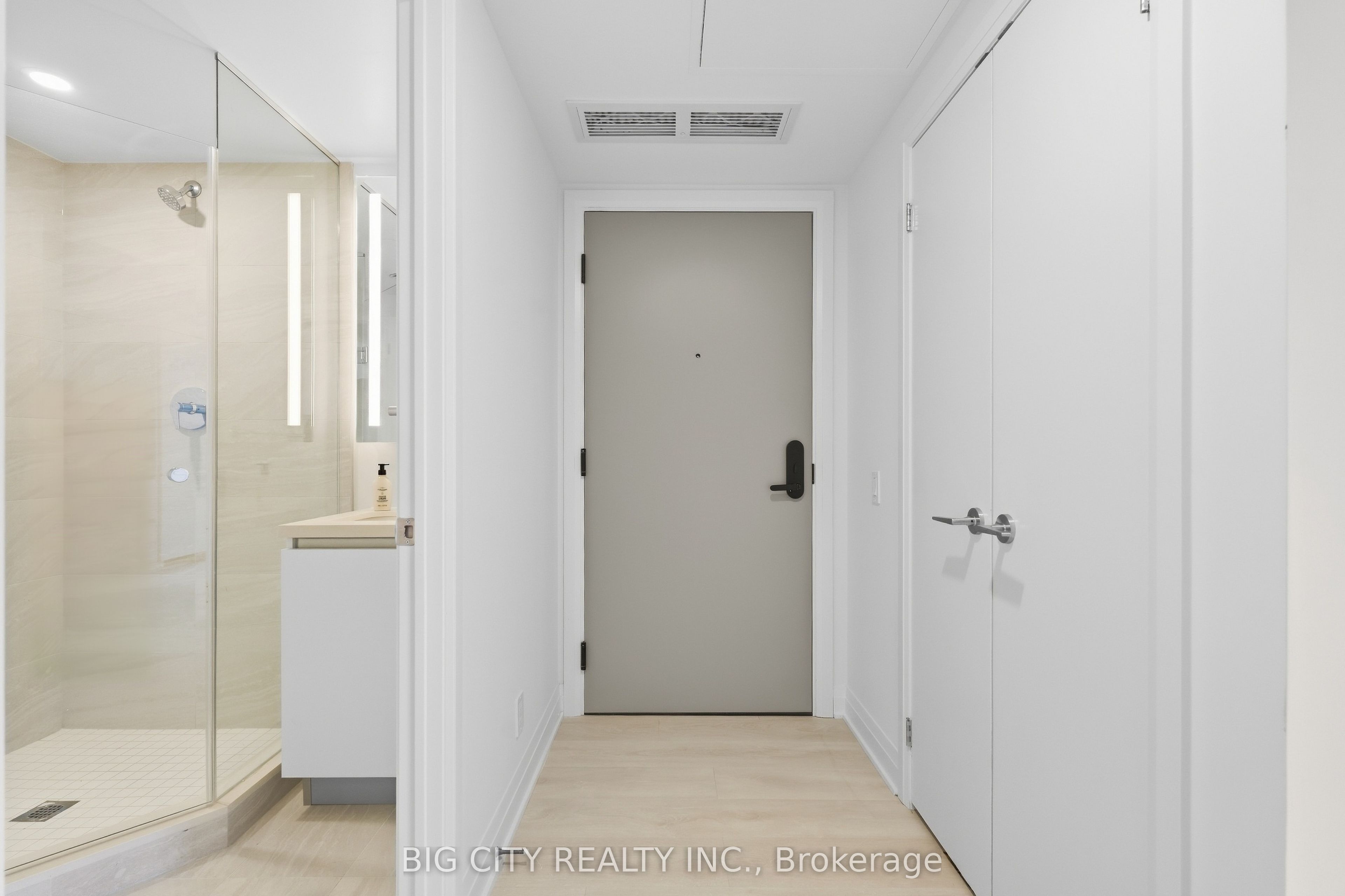 25 Frederick Todd Way 711 Property Photo 2