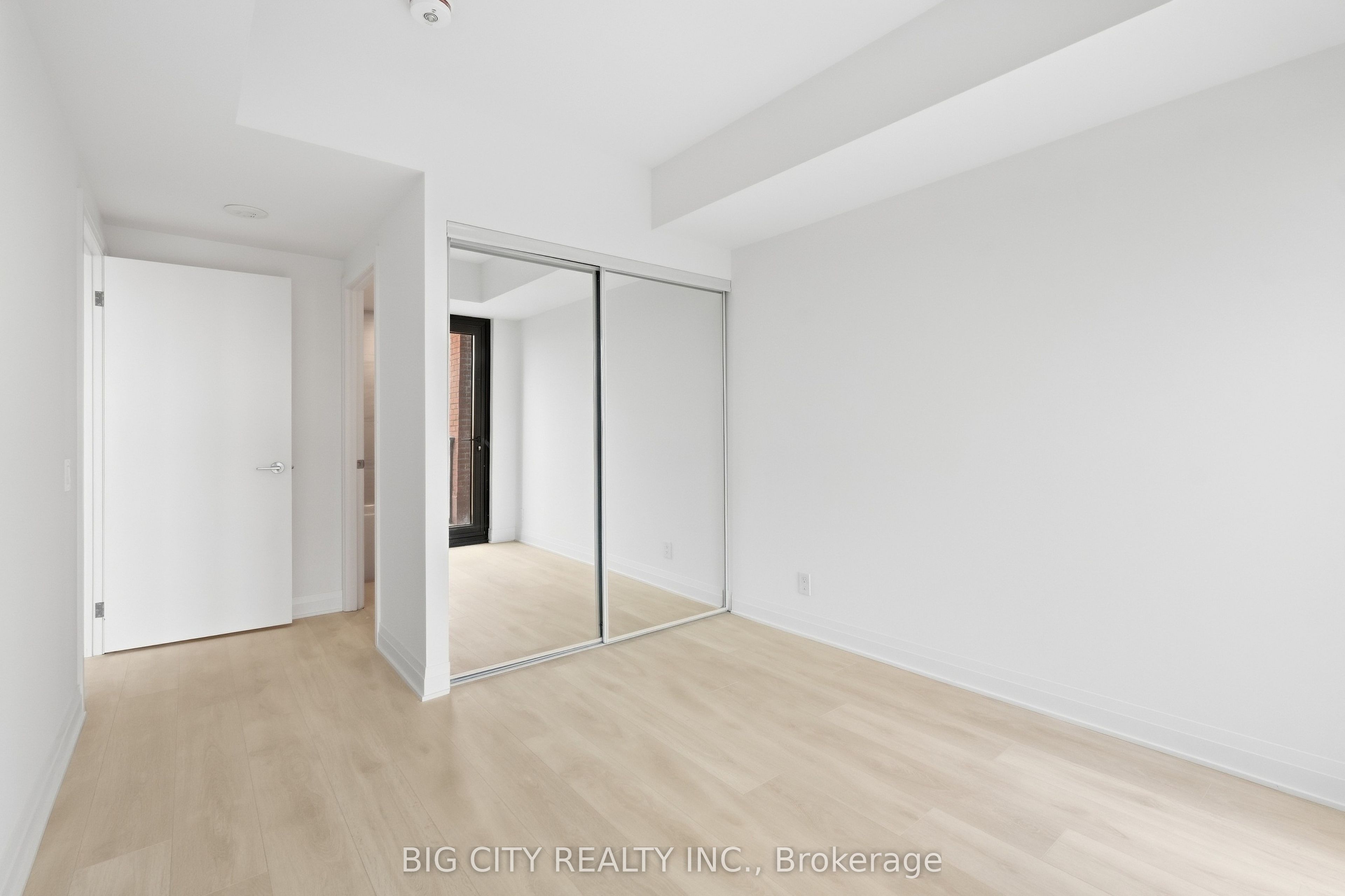 25 Frederick Todd Way 711 Property Photo 18