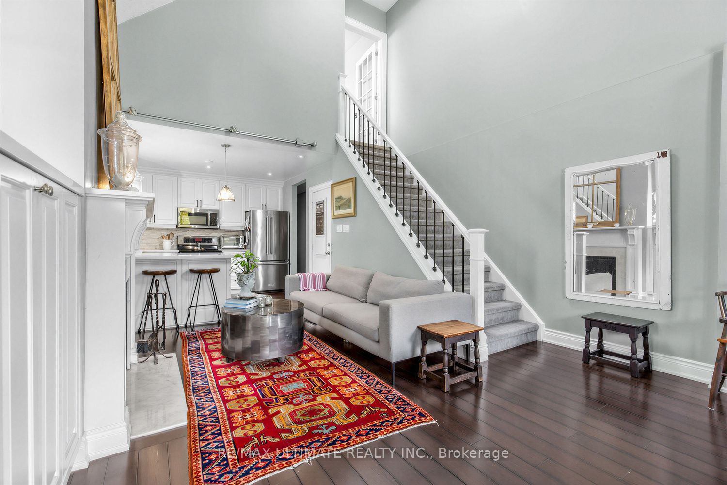 185 Castlefield Avenue Property Photo 7