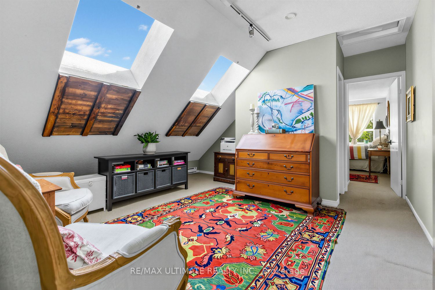 185 Castlefield Avenue Property Photo 17