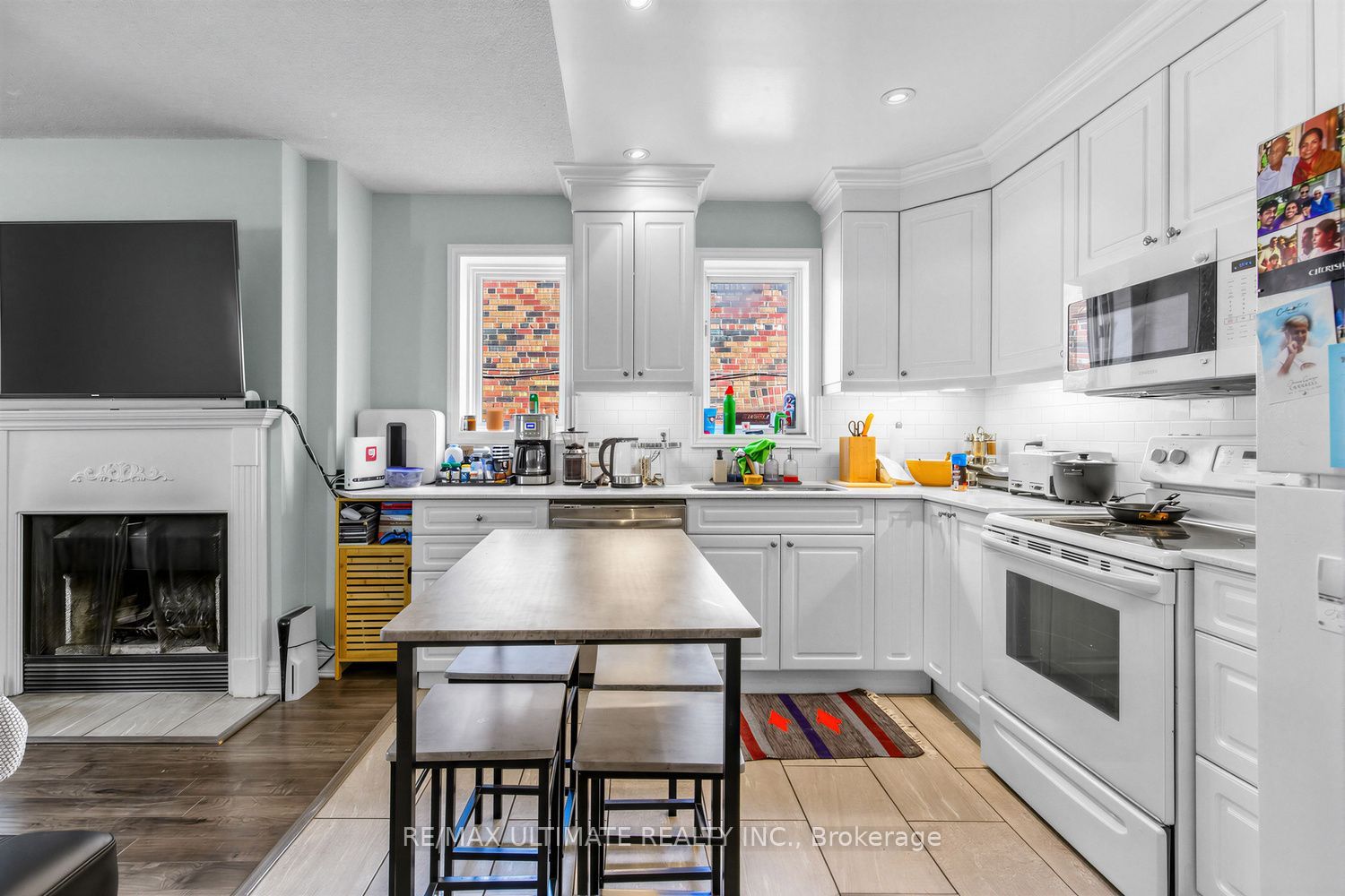 185 Castlefield Avenue Property Photo 30