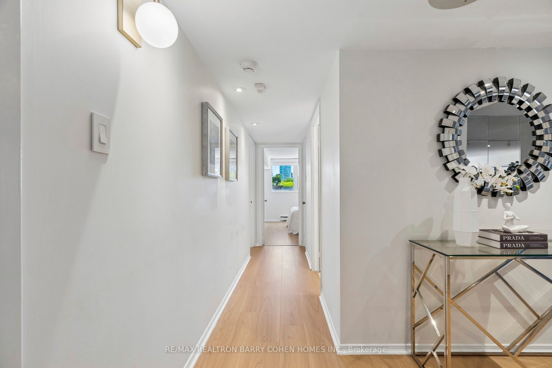 360 Bloor Street E 301 Property Photo 24
