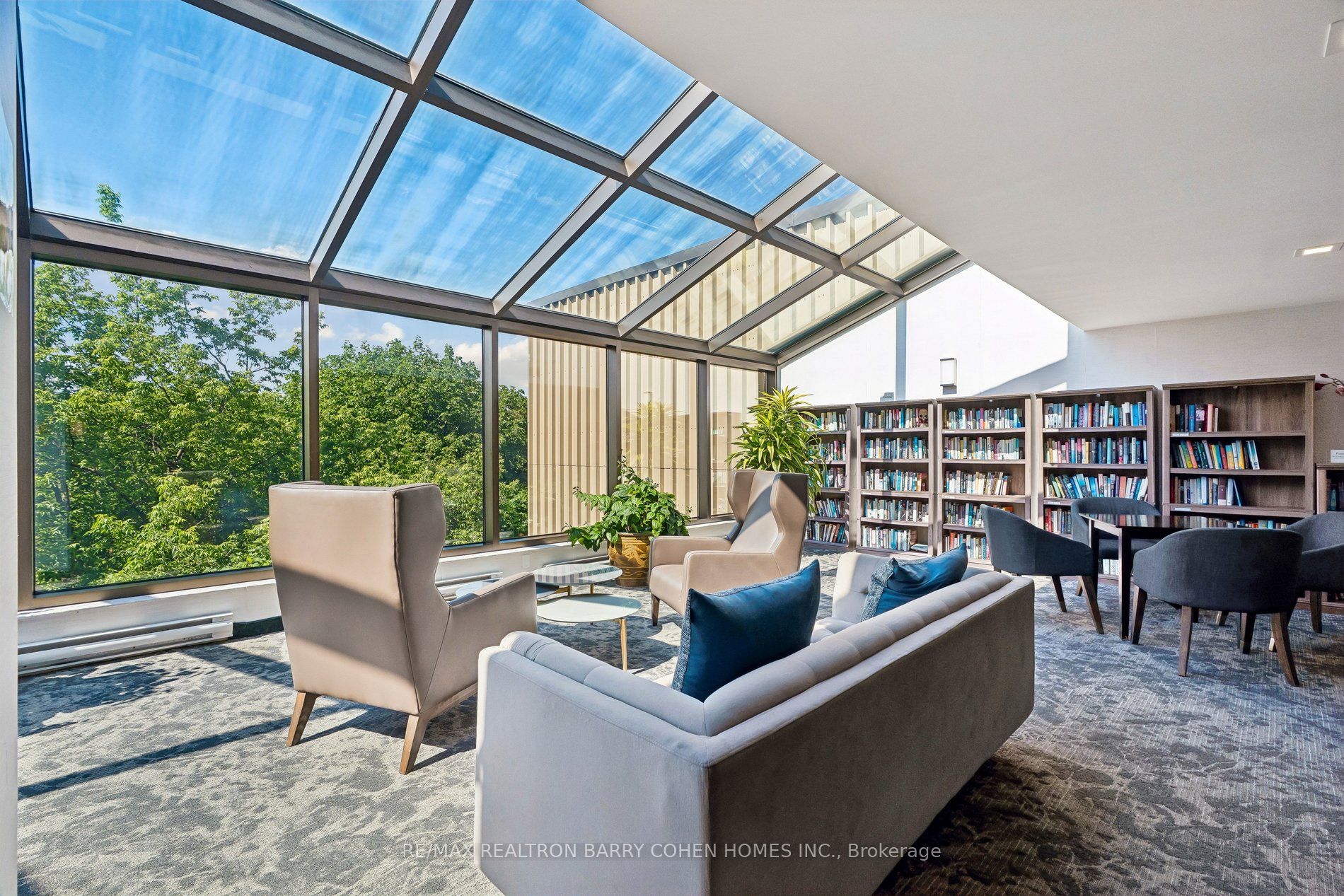 360 Bloor Street E 301 Property Photo 49