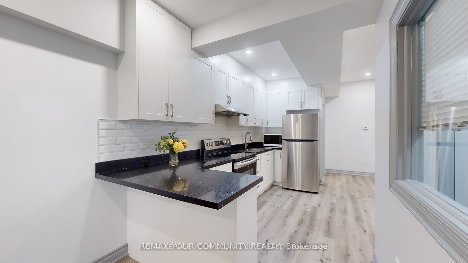 586 Parliament Street C Property Photo 3