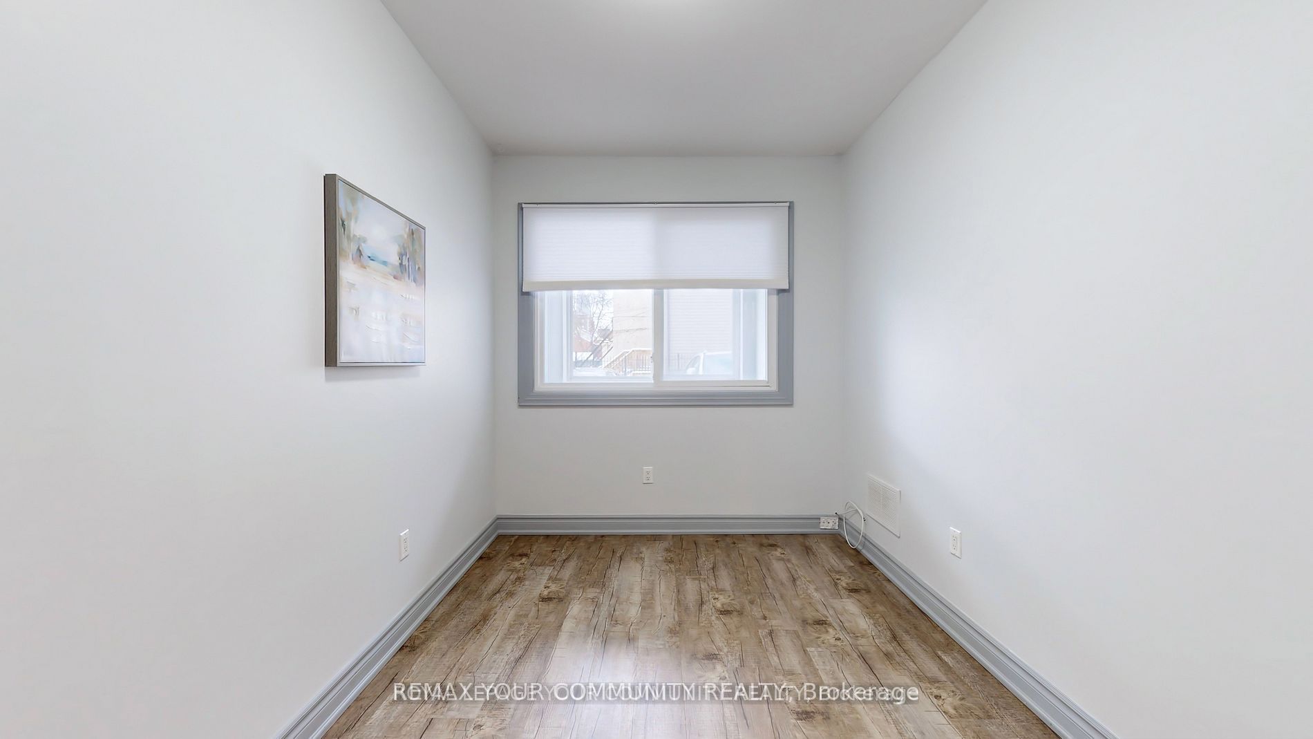 586 Parliament Street C Property Photo 15