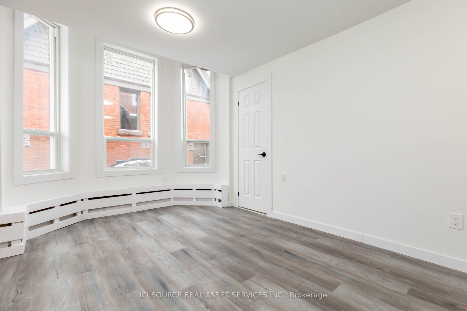 55 Madison Avenue Property Photo 10