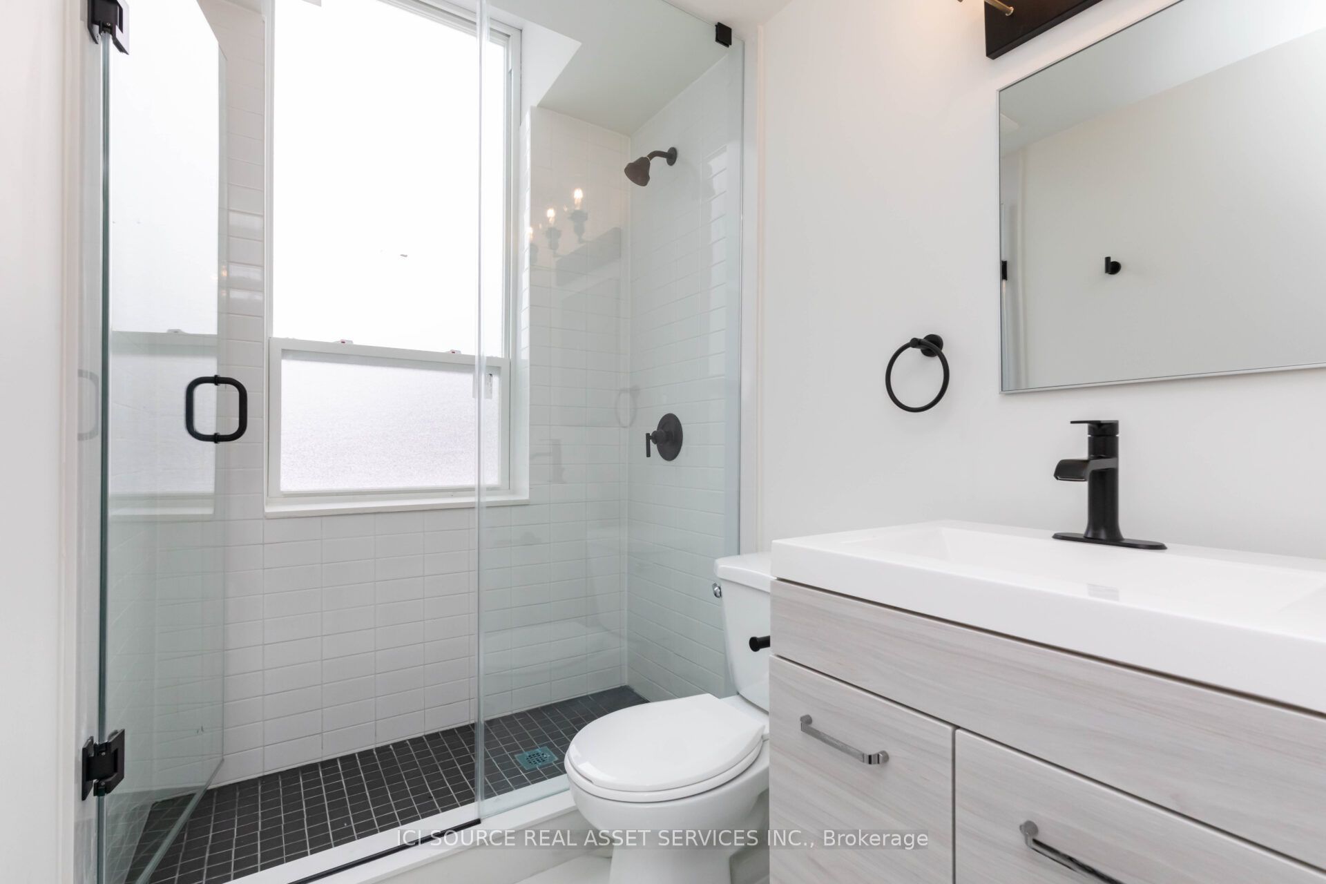 55 Madison Avenue Property Photo 12