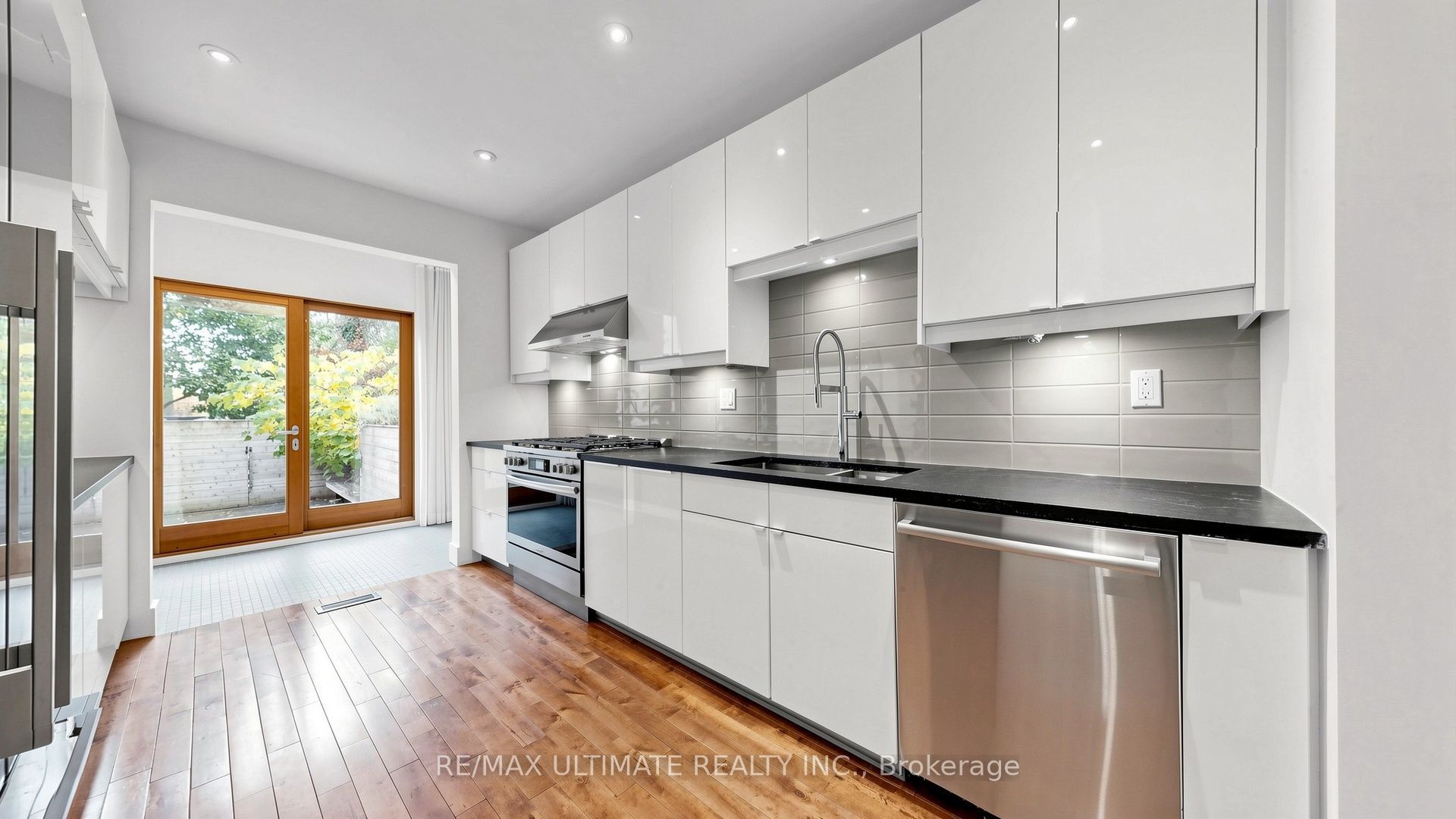 5 Collahie Street Property Photo 3