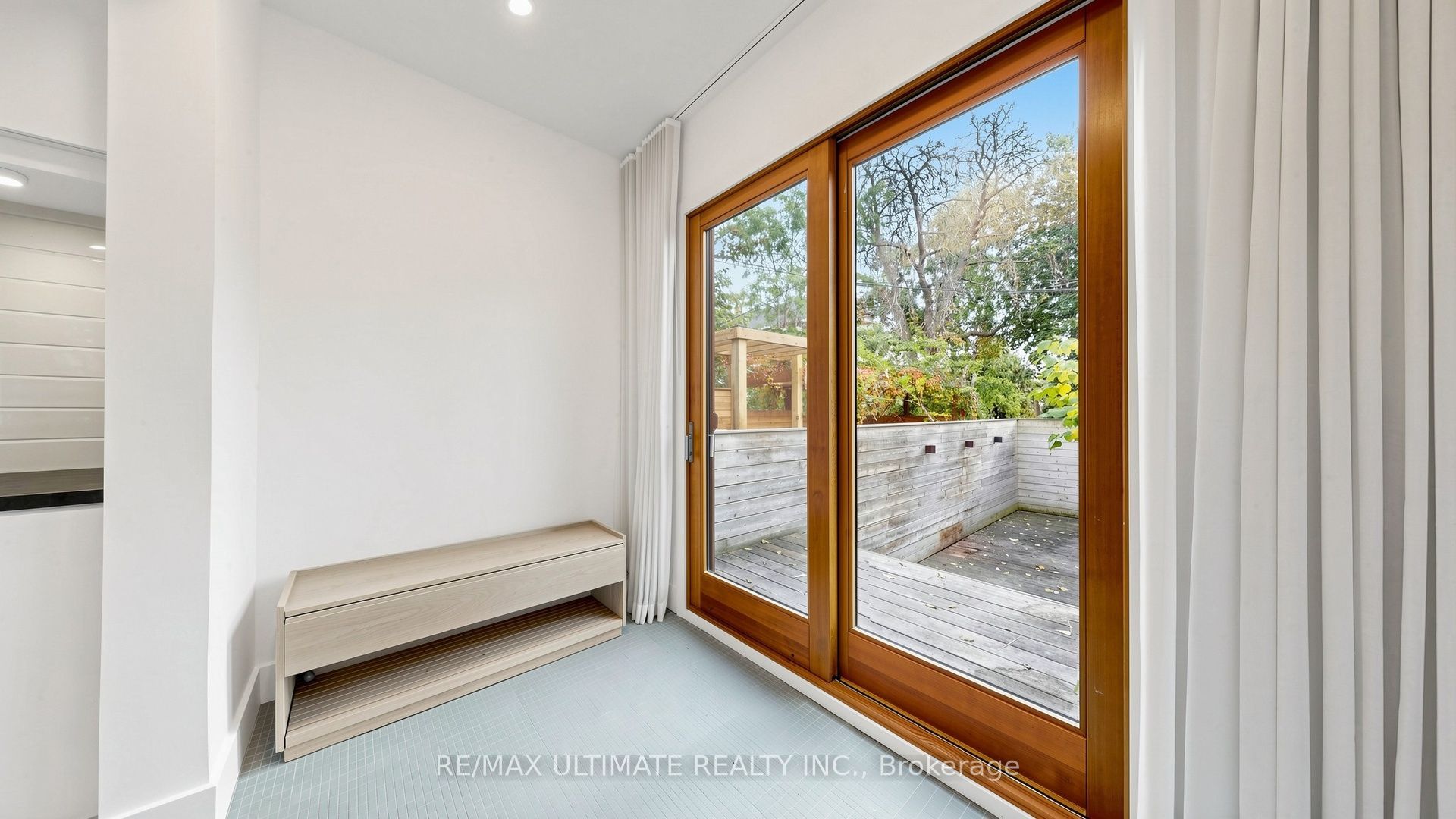 5 Collahie Street Property Photo 8
