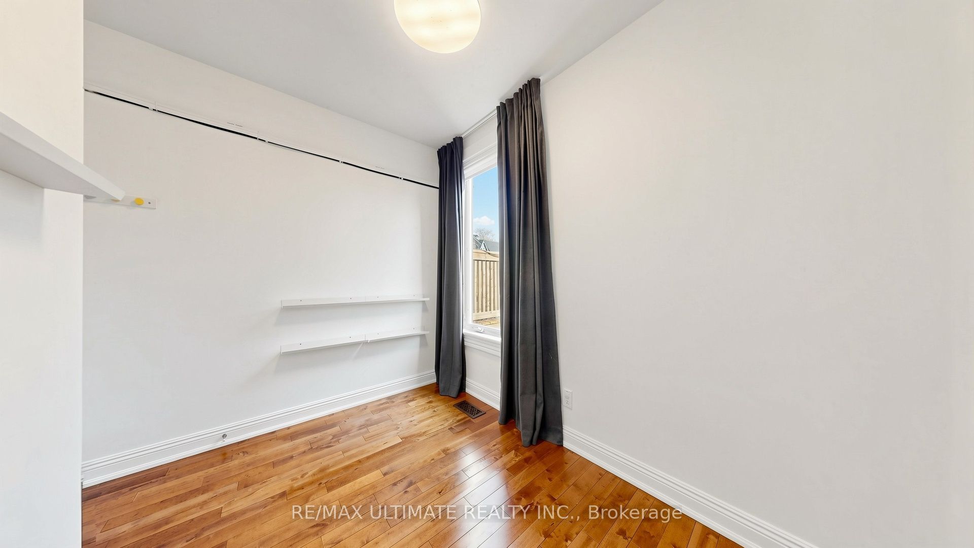 5 Collahie Street Property Photo 20