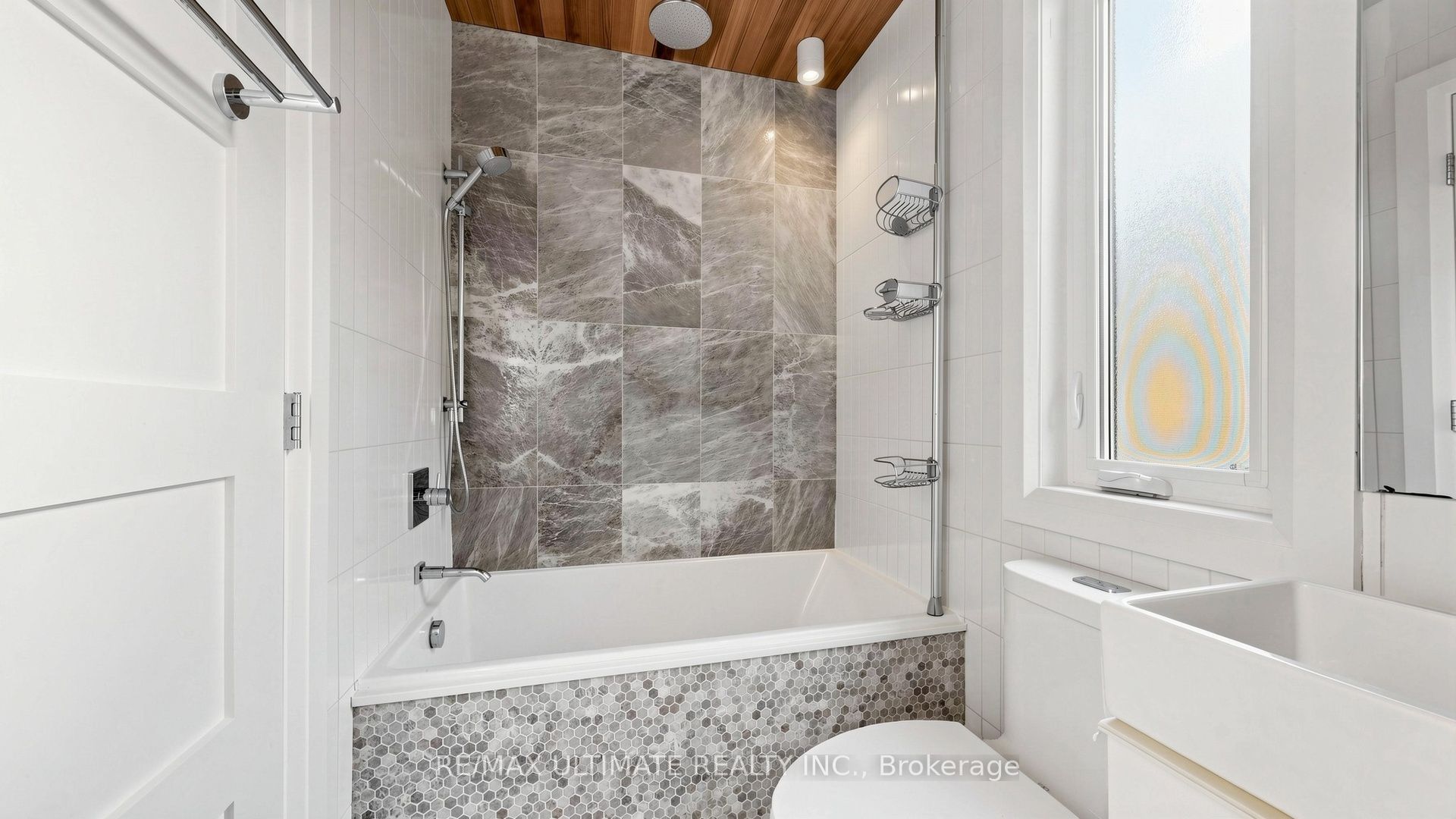 5 Collahie Street Property Photo 30