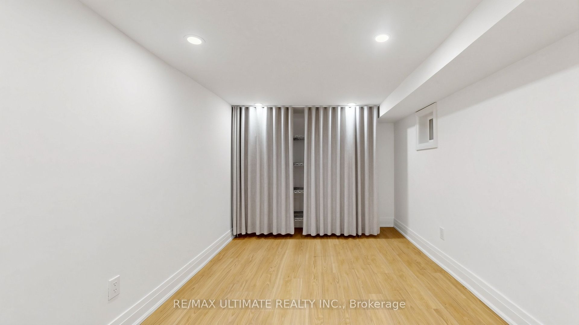 5 Collahie Street Property Photo 32