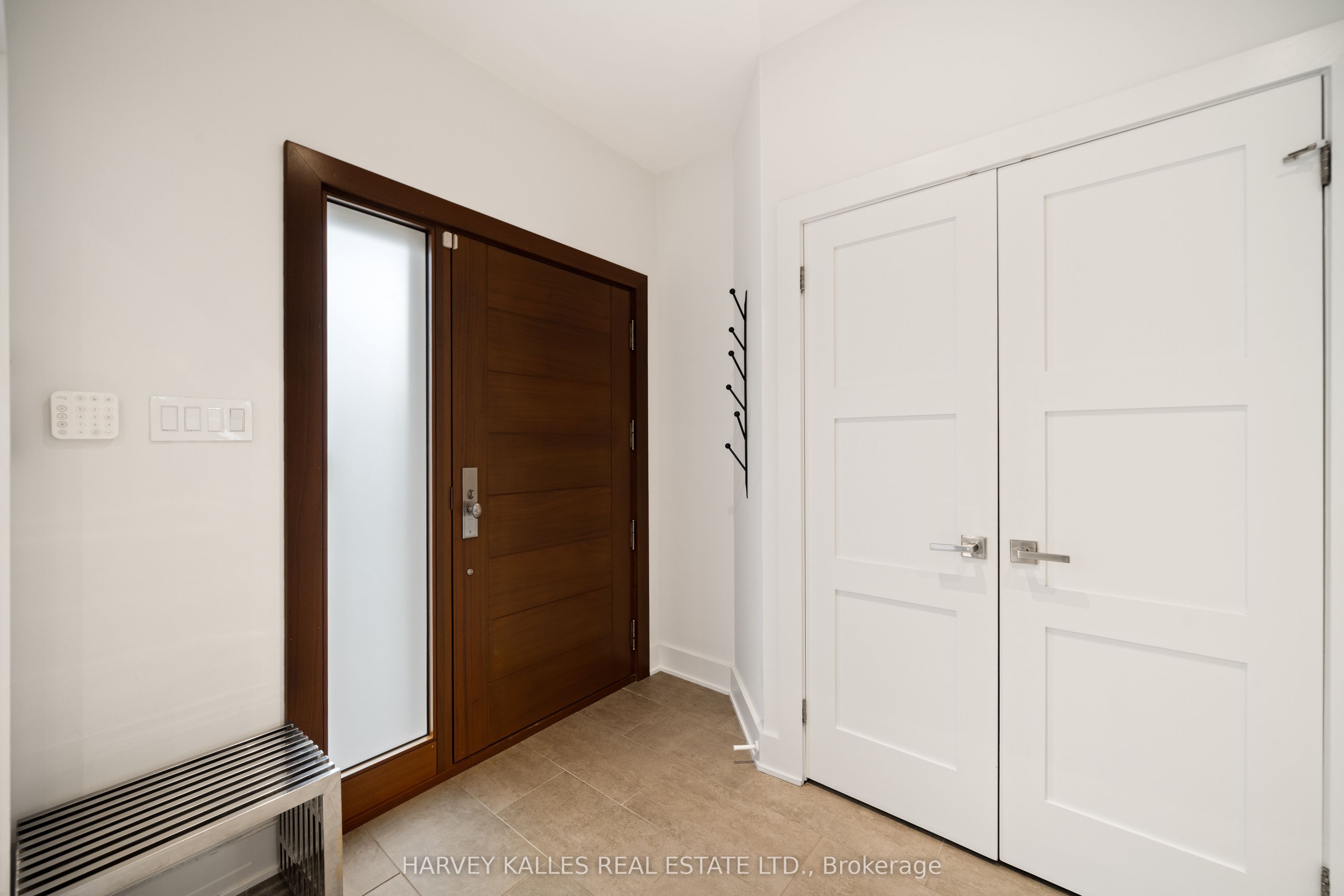 434 Bedford Park Avenue Property Photo 7