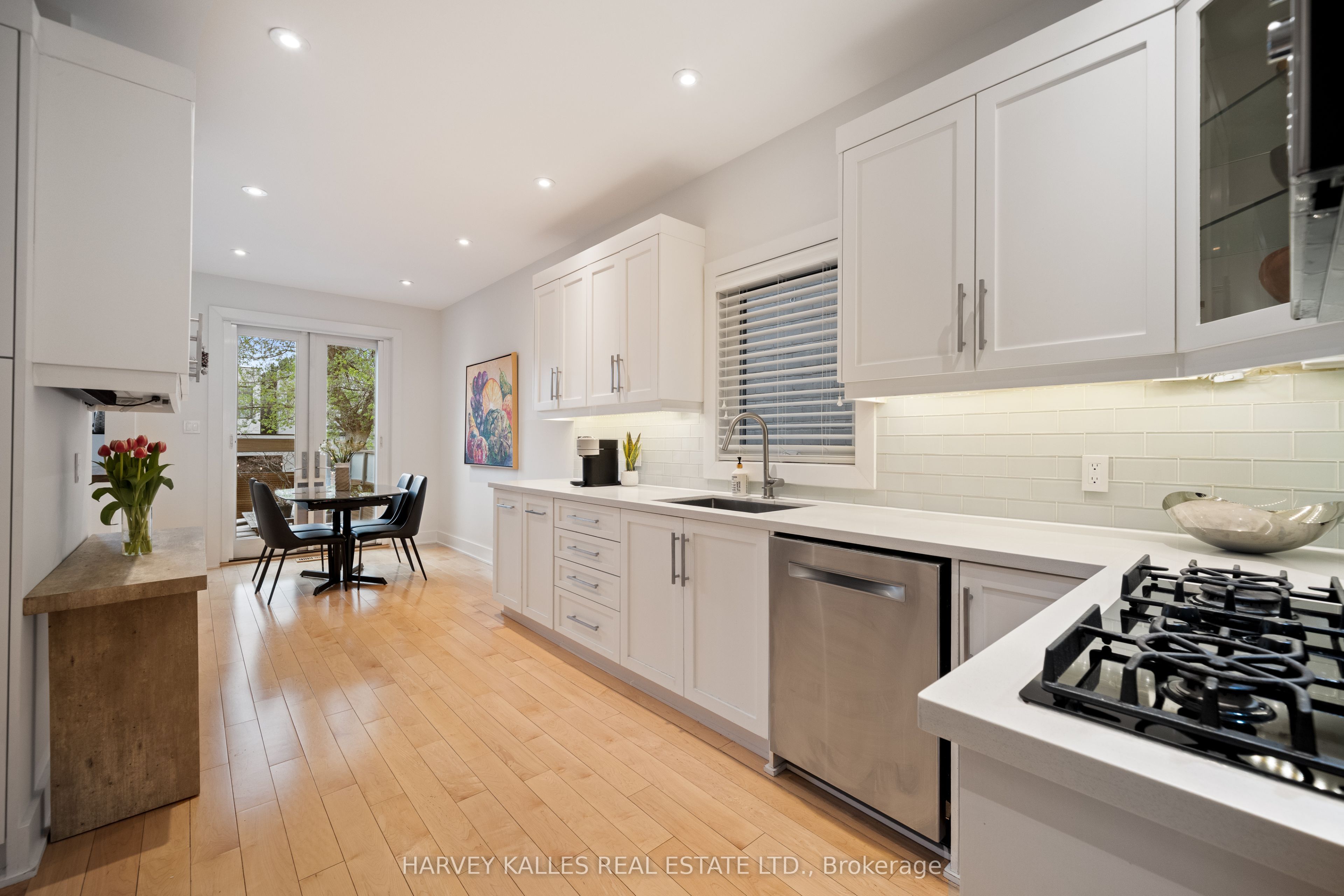 434 Bedford Park Avenue Property Photo 17