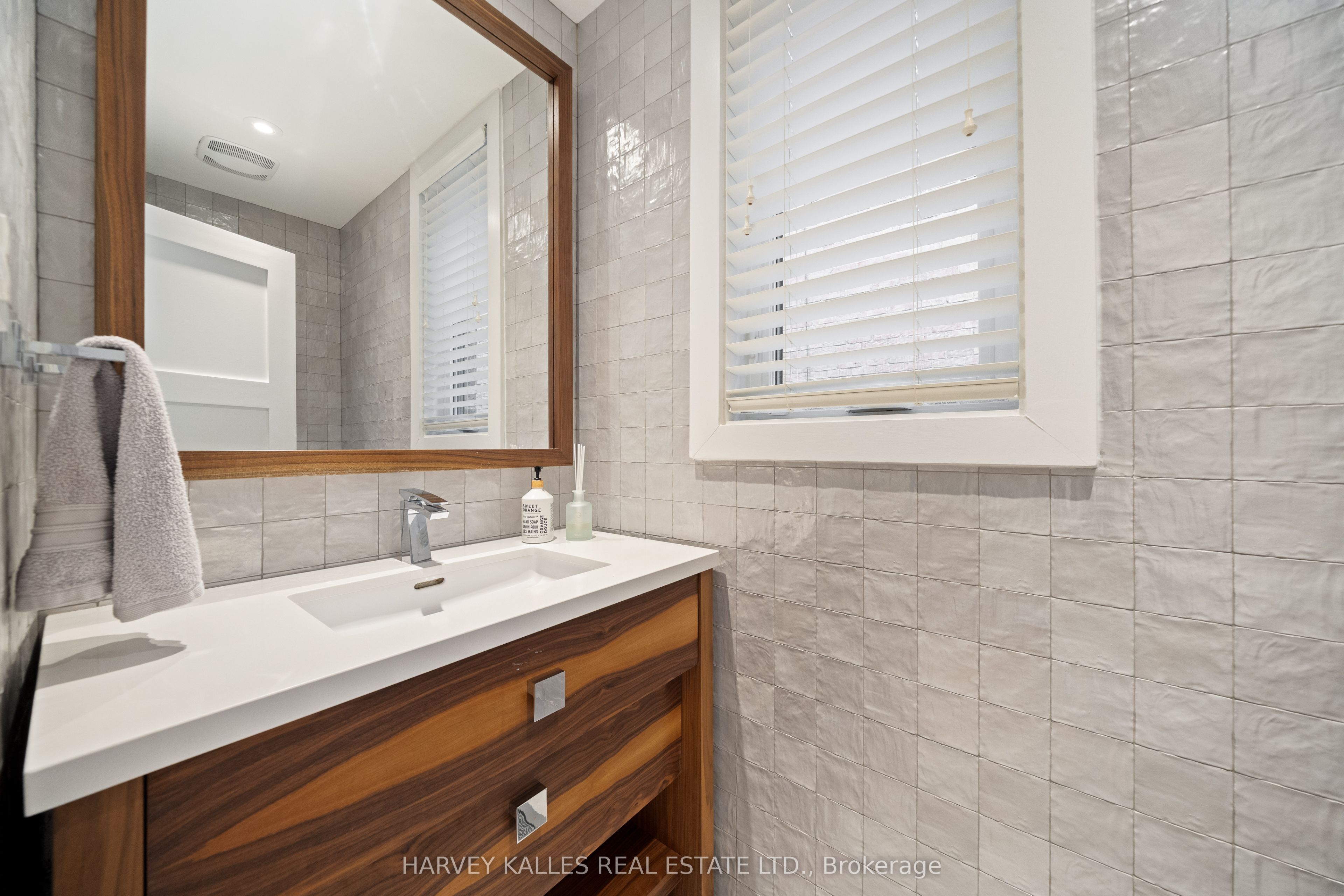 434 Bedford Park Avenue Property Photo 21
