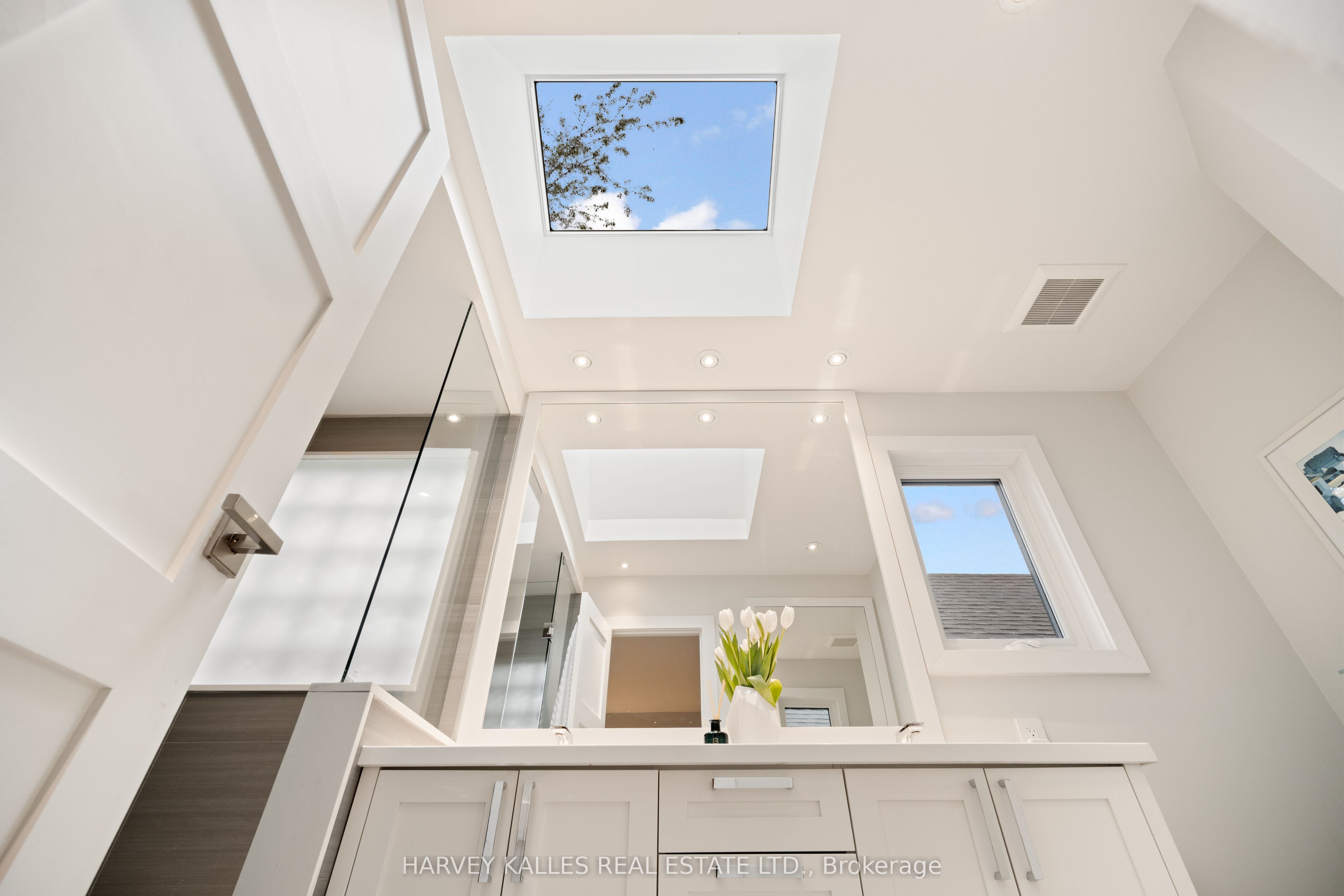 434 Bedford Park Avenue Property Photo 28