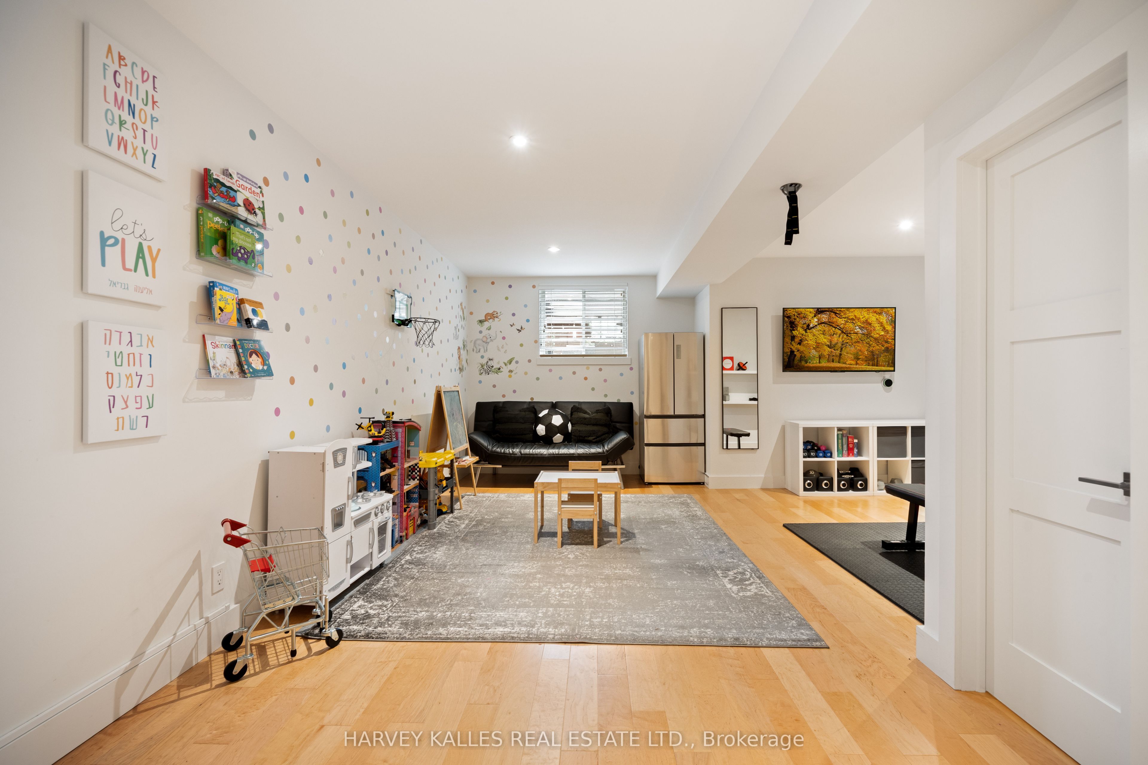 434 Bedford Park Avenue Property Photo 36